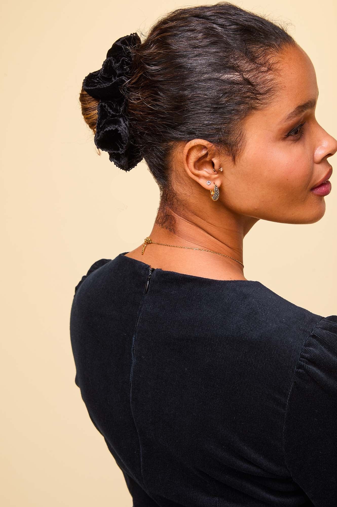 Spark Huggie Earrings | Black