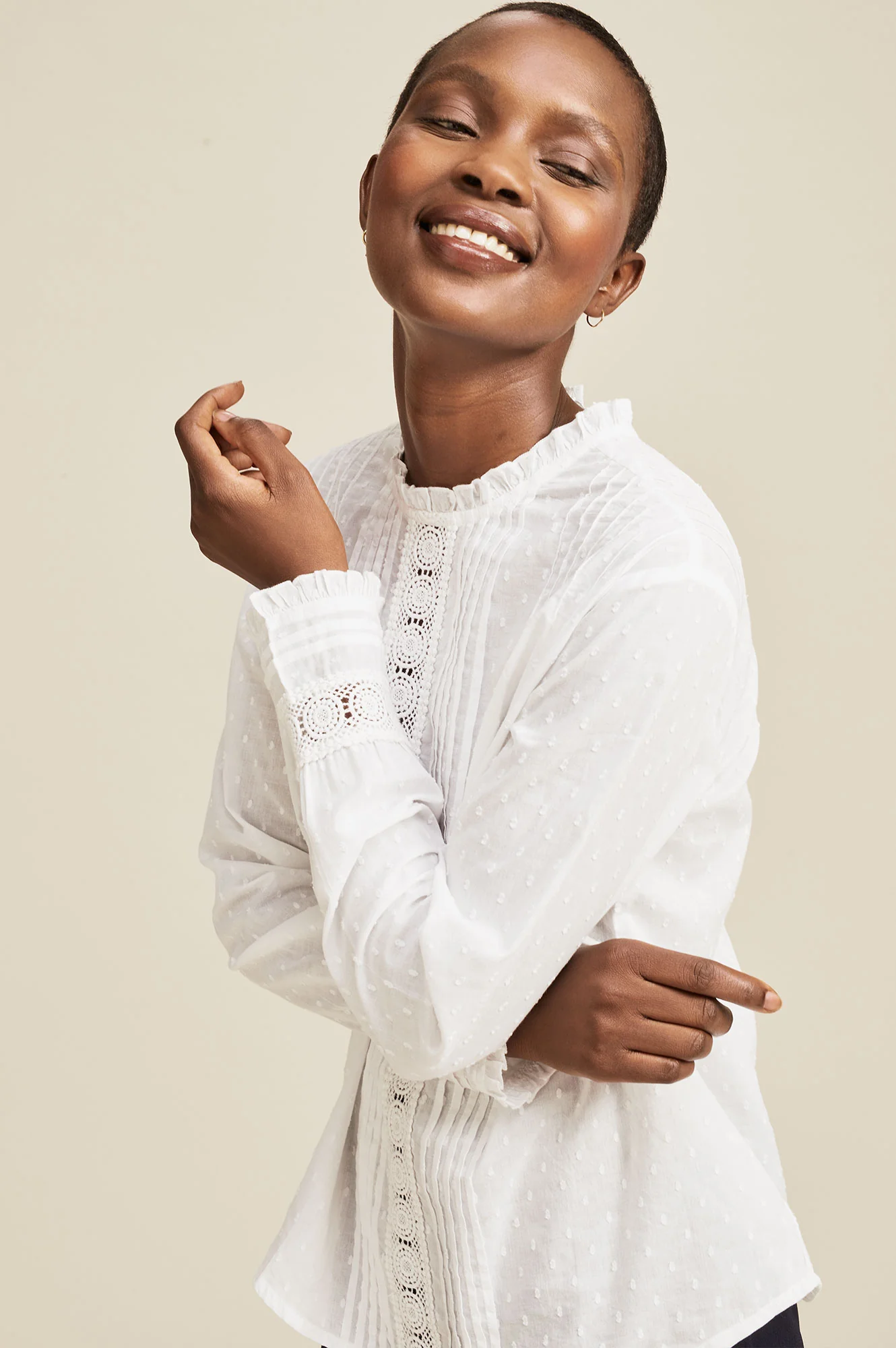 Gina Frill Dobby Blouse | White