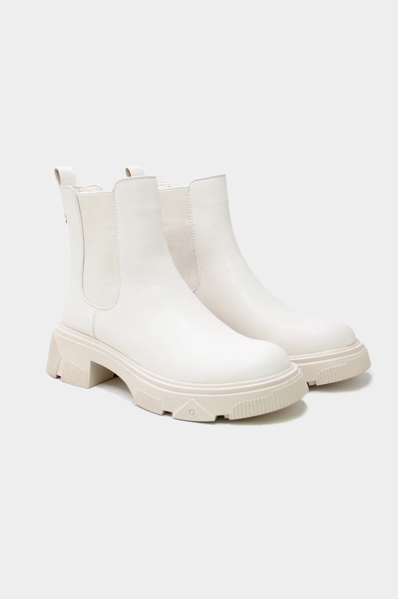 MATT & NATT Taylor Chelsea Boot | Off-White