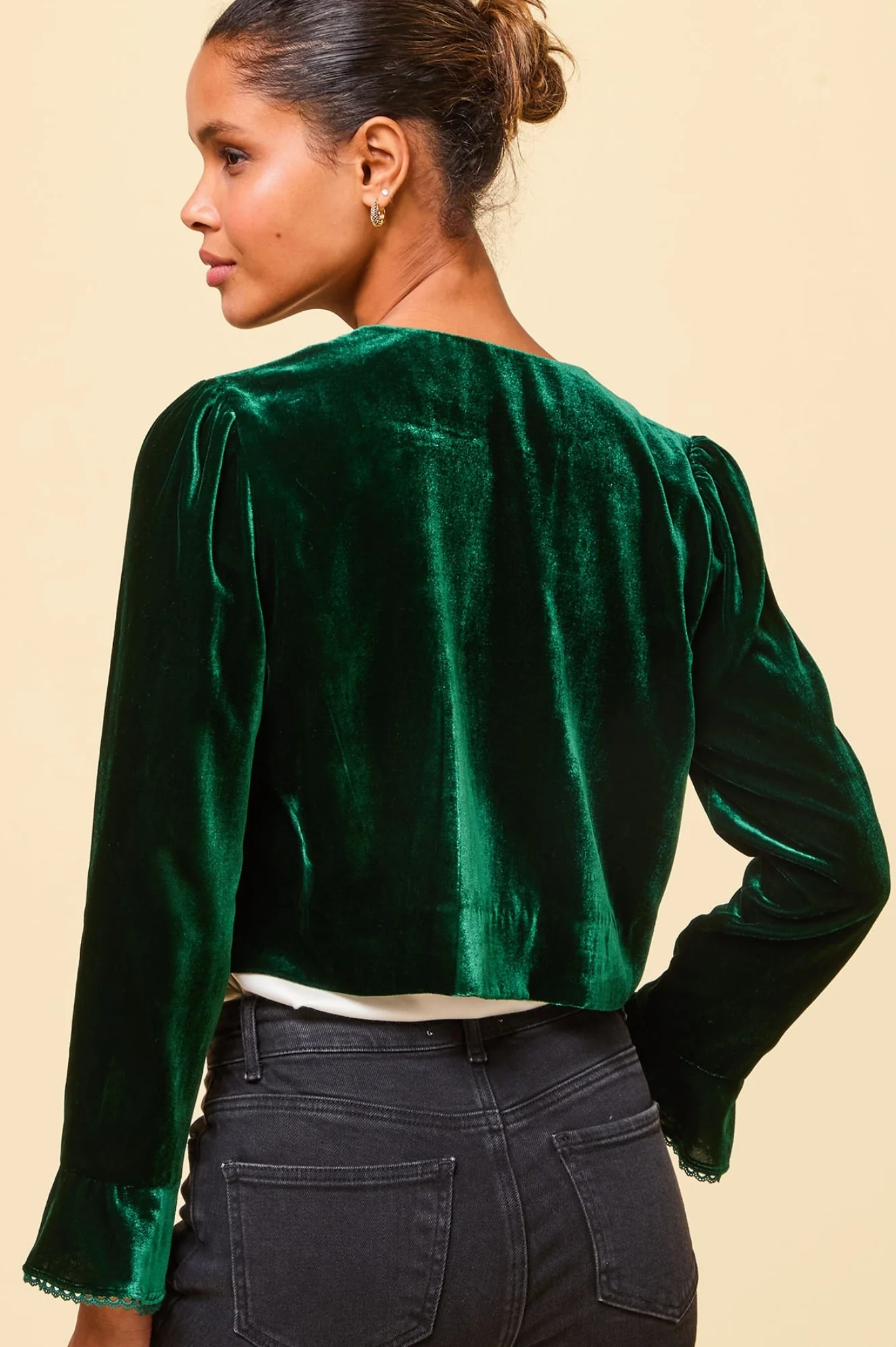 Adie Velvet Shrug | Emerald