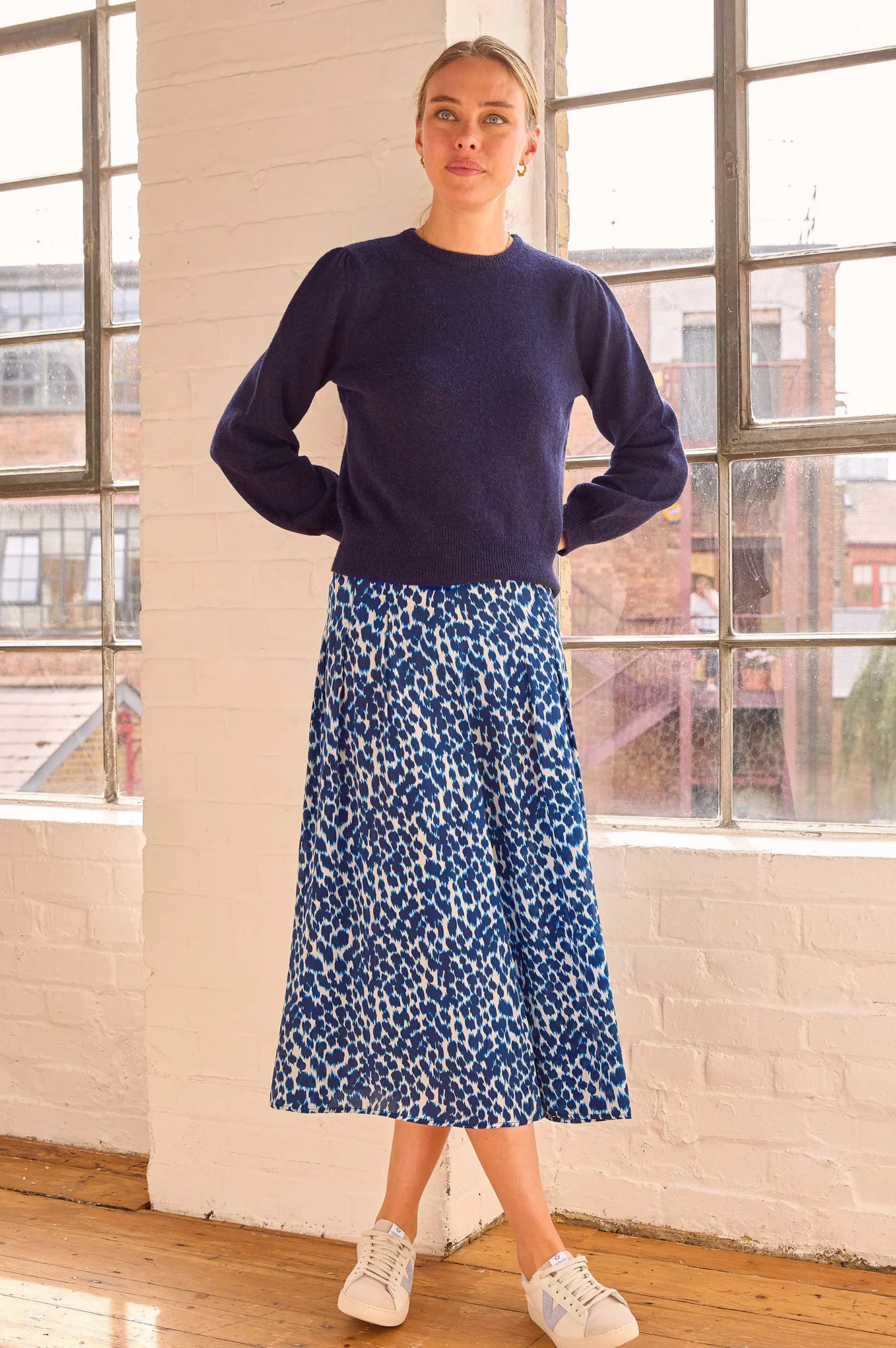 Mira Viscose Crepe Printed Skirt | Animal Ikat Navy/Cream