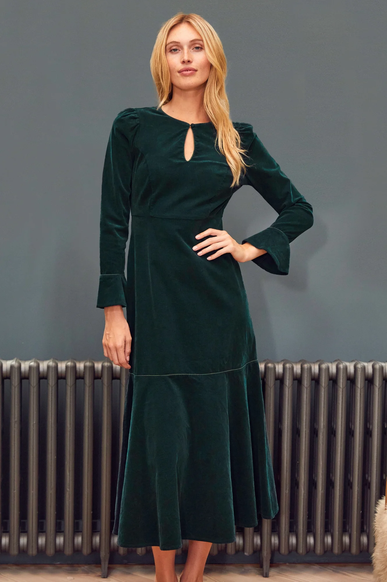 Paloma Round Neck Long Sleeve Stretch Corduroy Dress | Bottle Green
