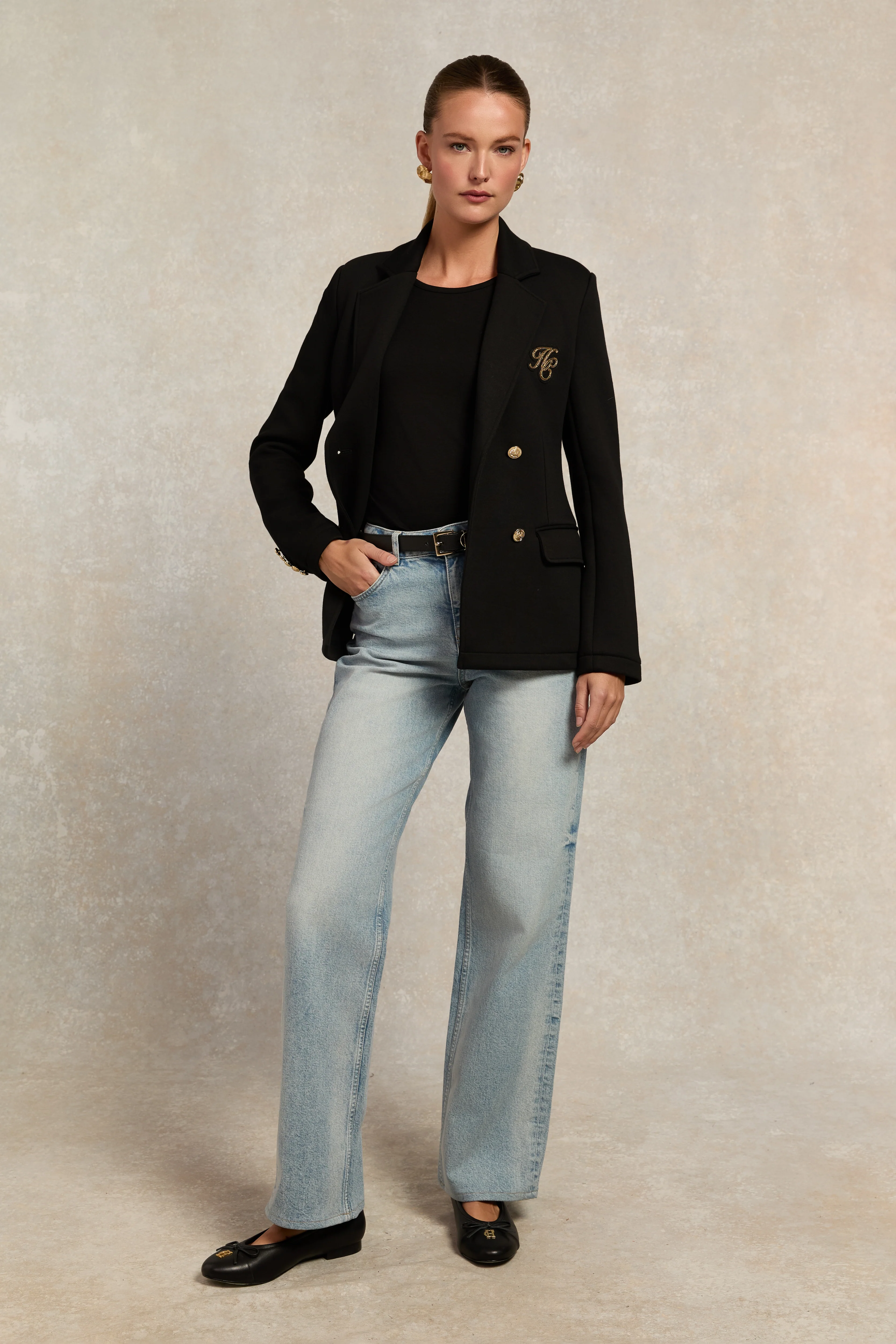 Relax Fit Crew Neck Tee (Black)