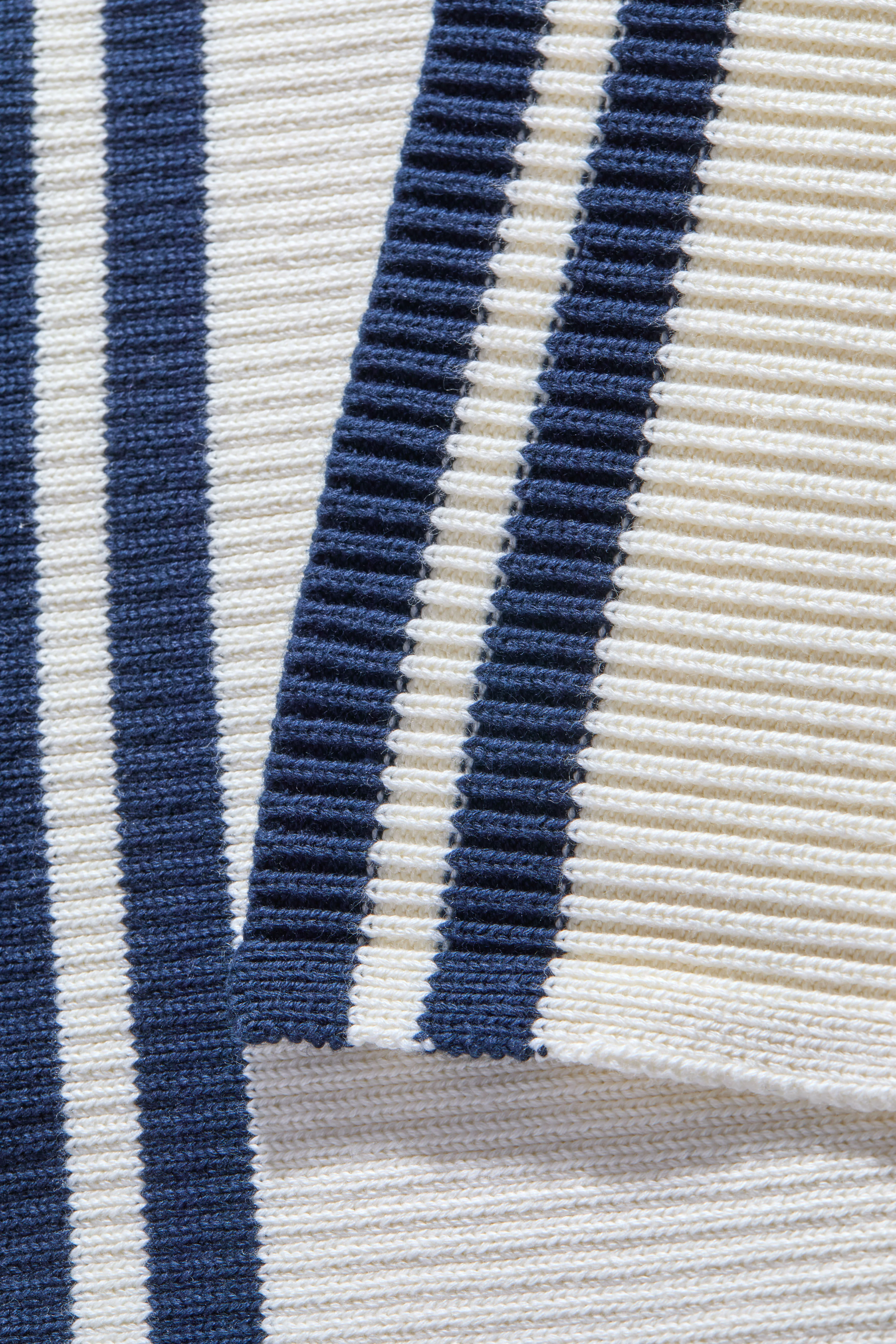 Antonia Crew Neck Knit (Natural Stripe)