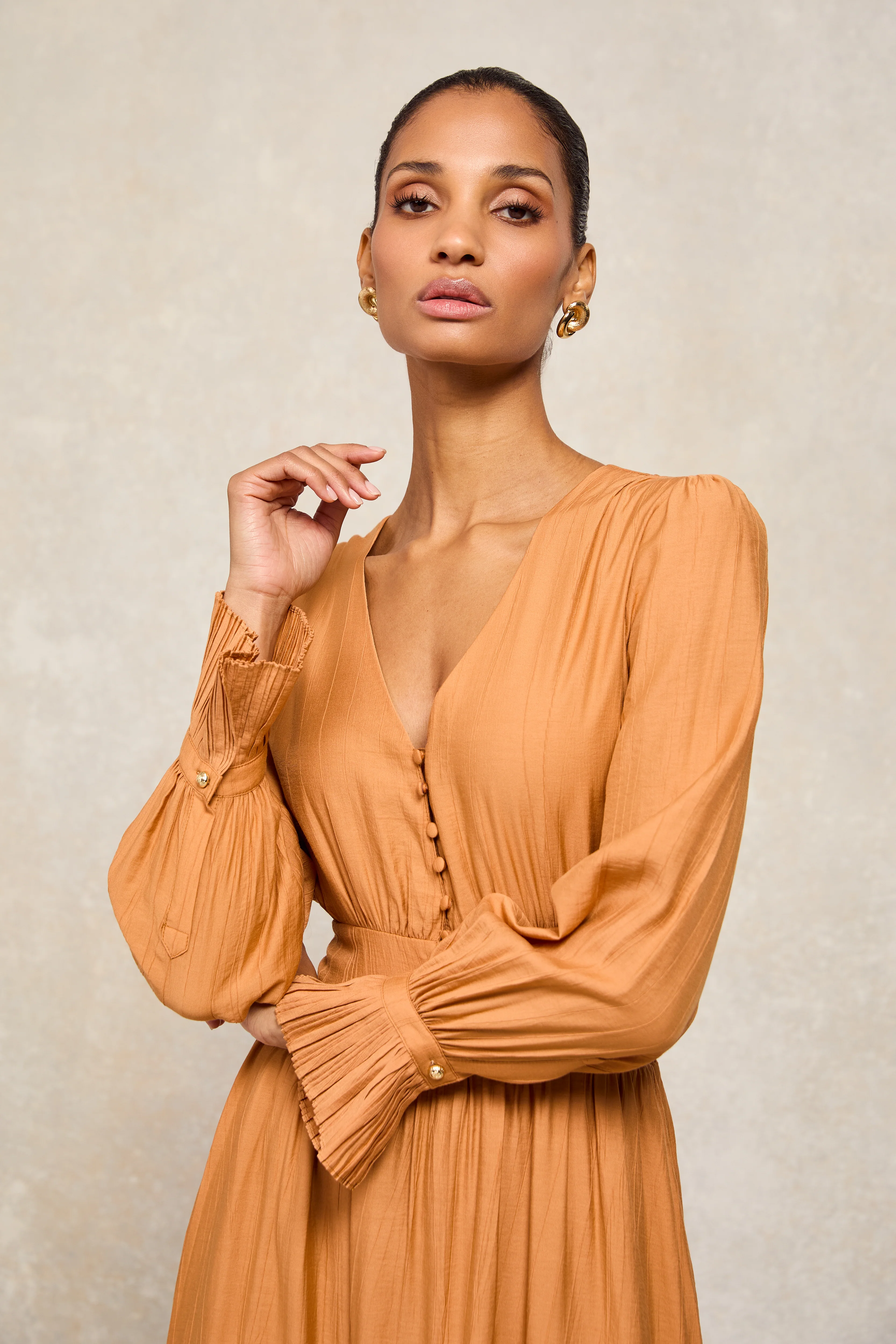 Phoebe V-Neck Maxi Dress (Sienna)