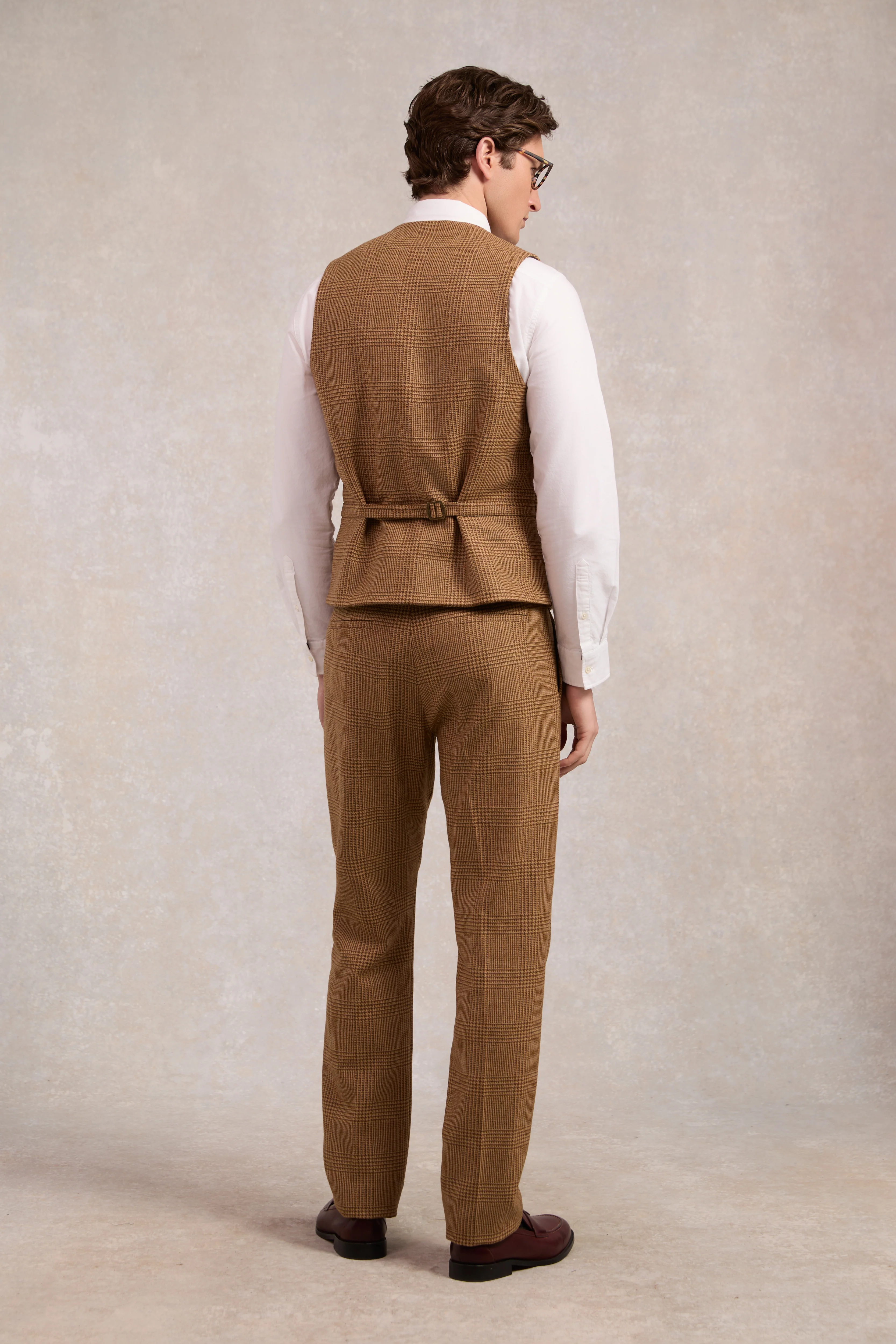 St James Waistcoat (Tawny)