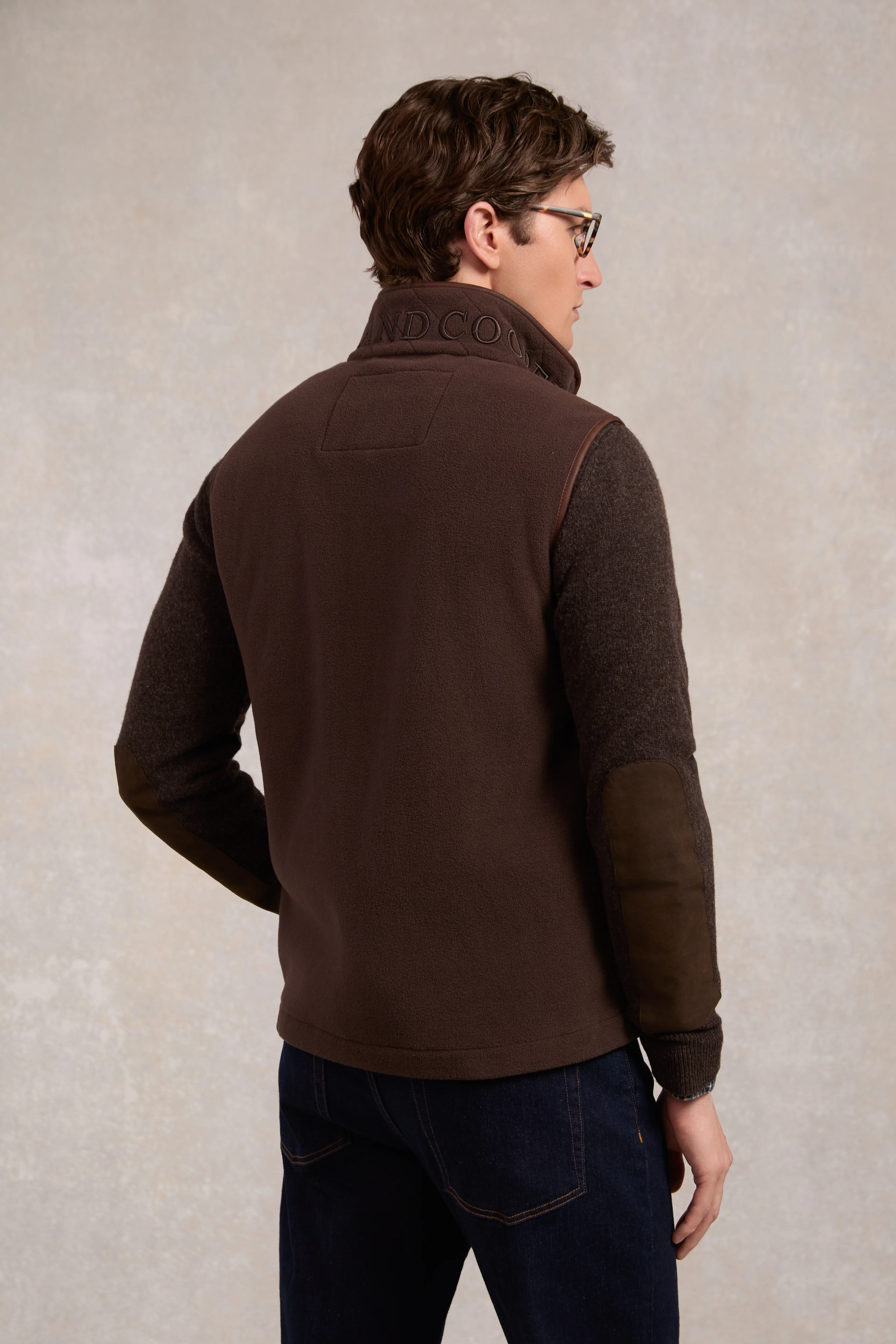 Country Fleece Gilet (Chocolate)