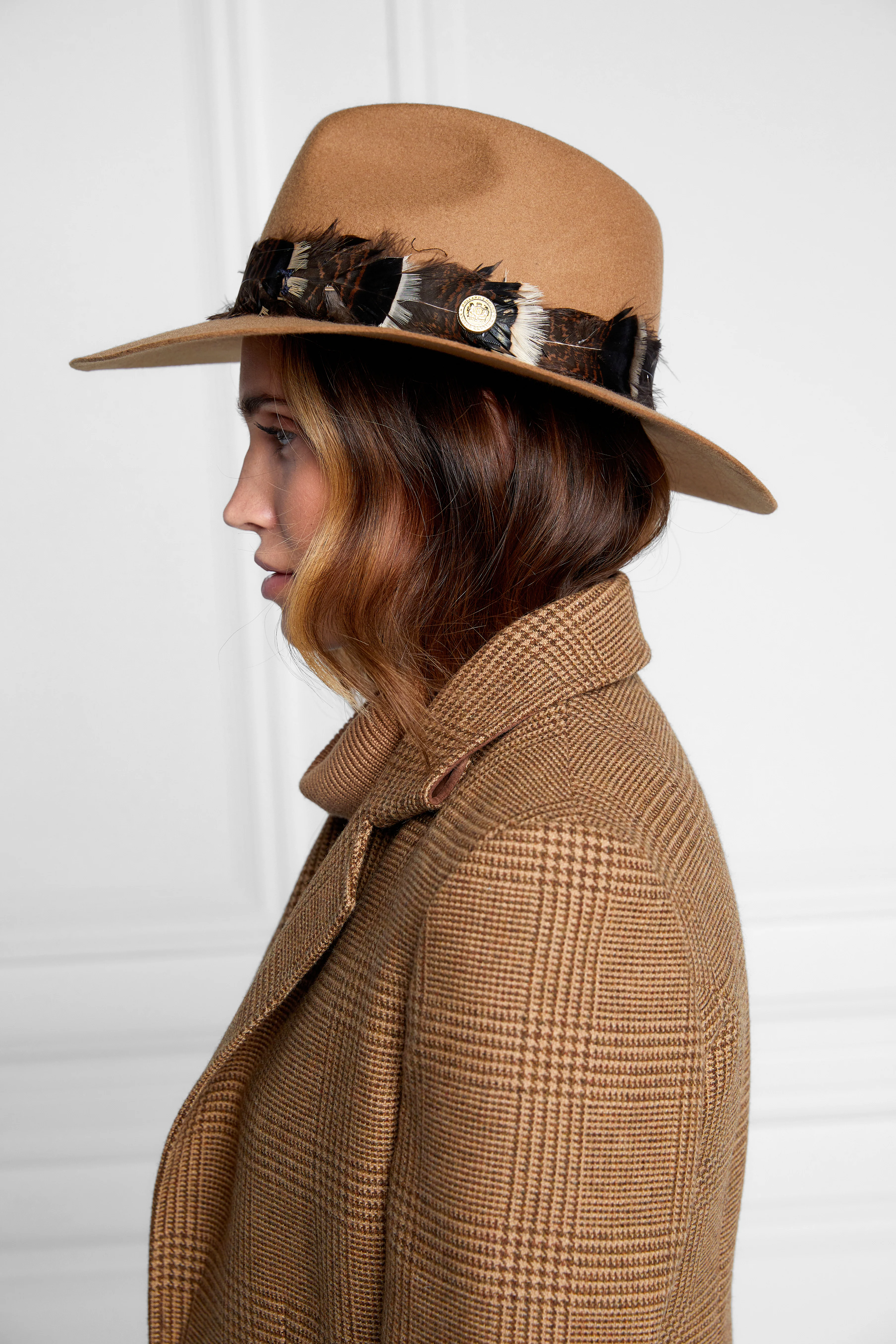 Trilby Hat Iridescent Feather Band (Camel)