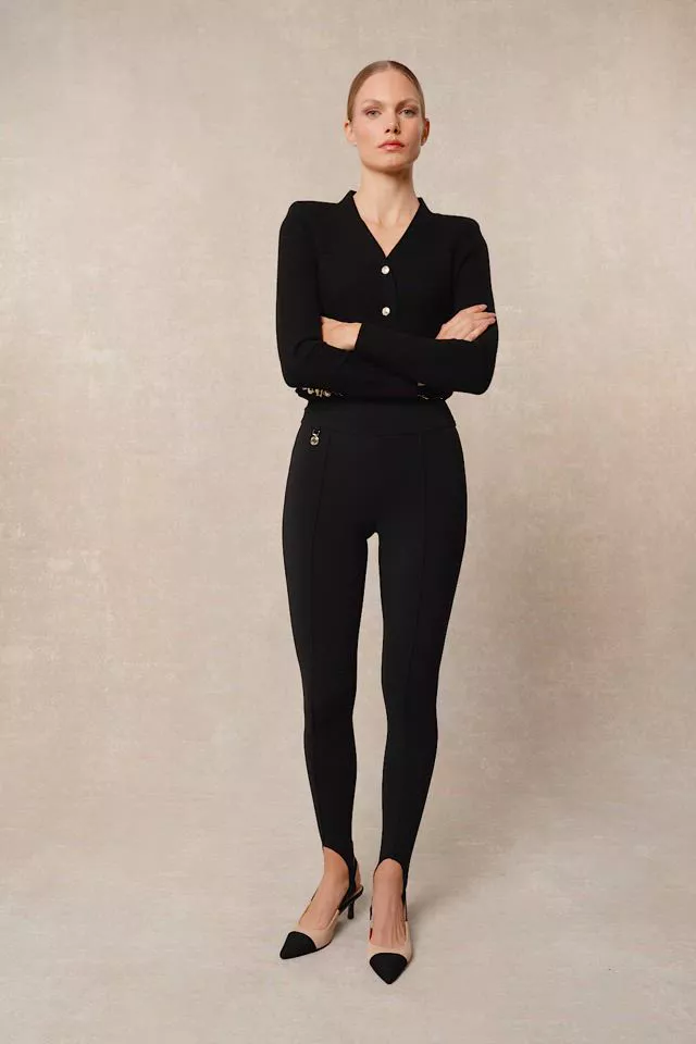 Stirrup Contour Legging (Black)