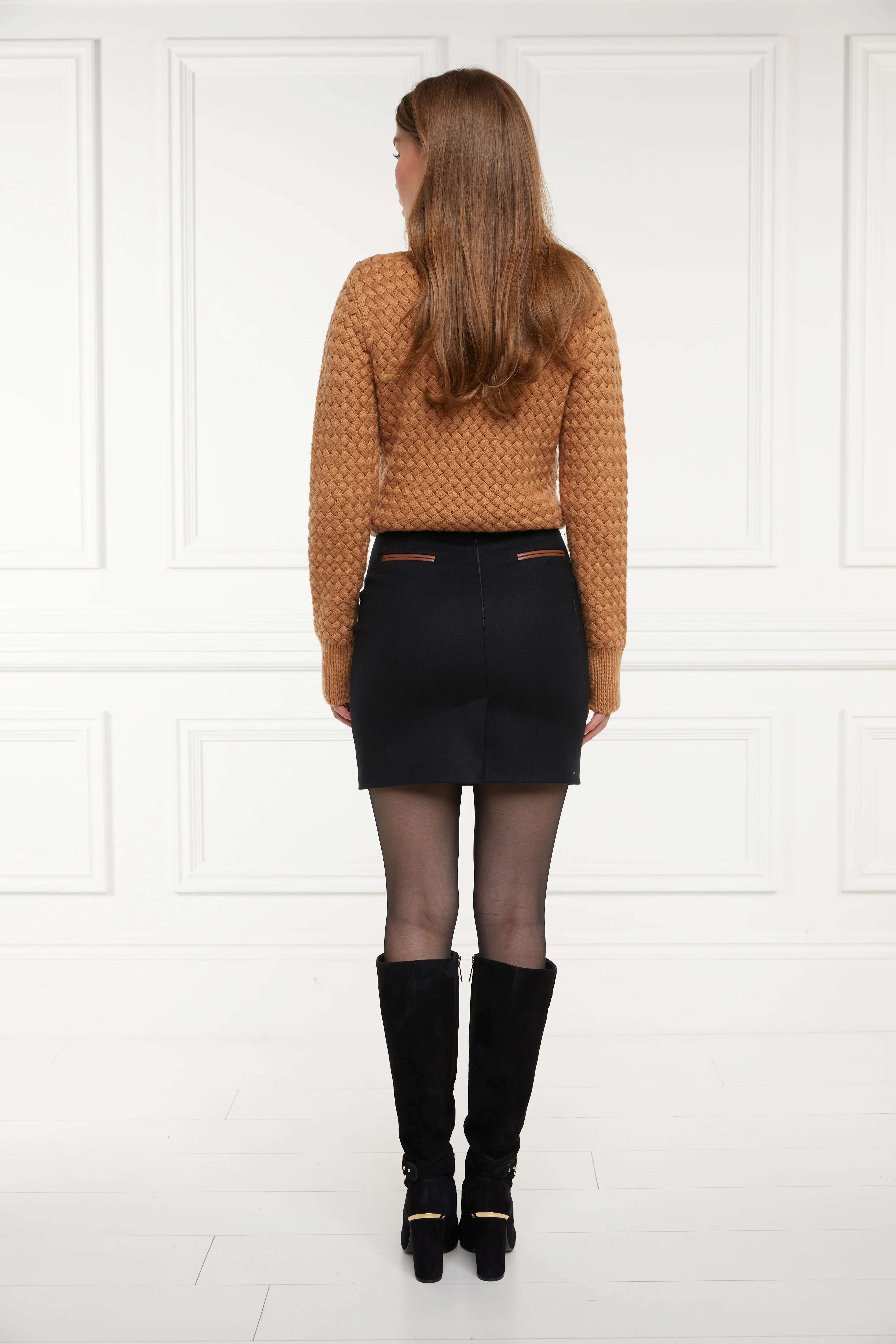 Knightsbridge Skirt (Soft Black Tan)
