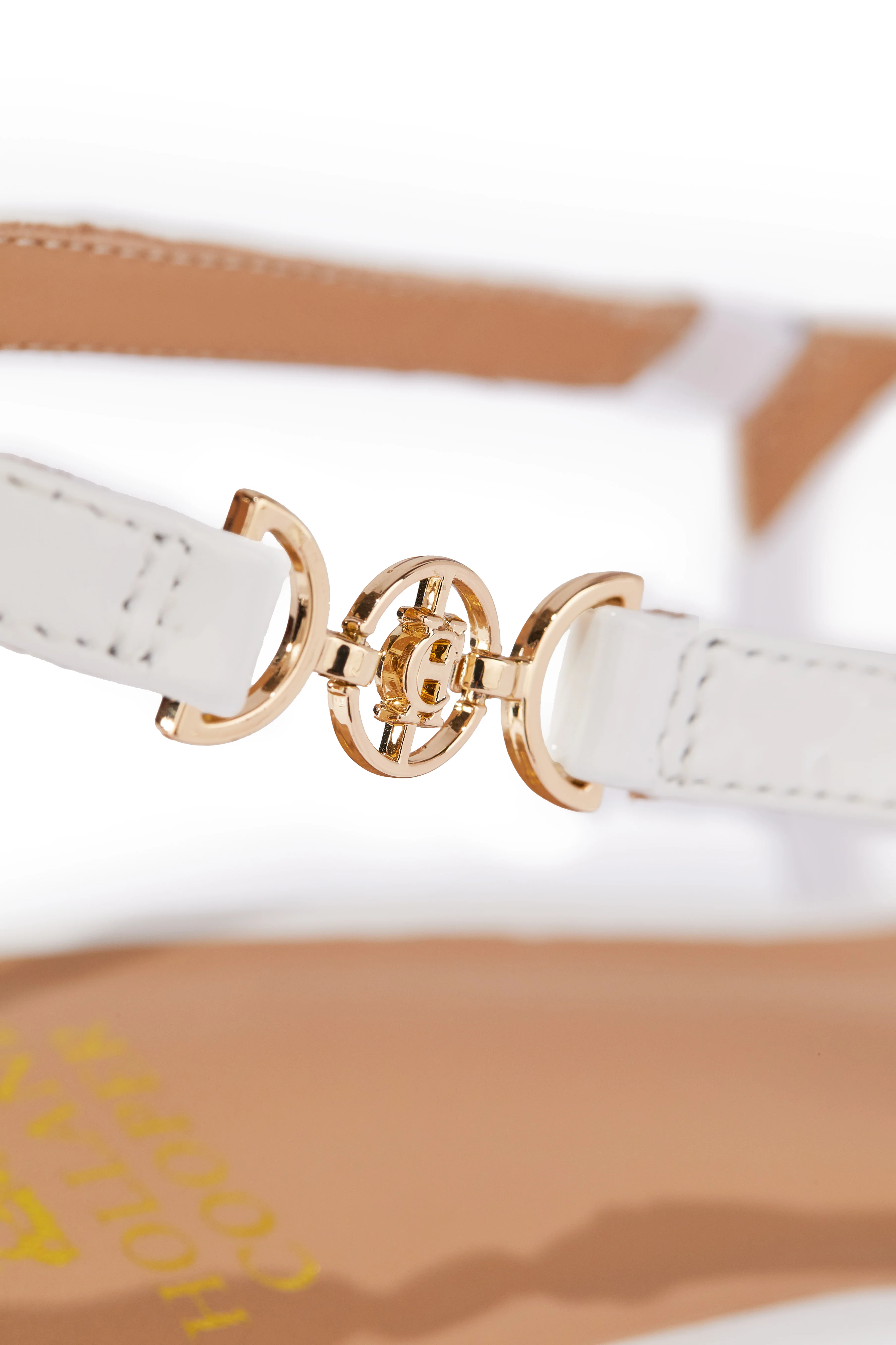 Regency Kitten Heel (Clear White)