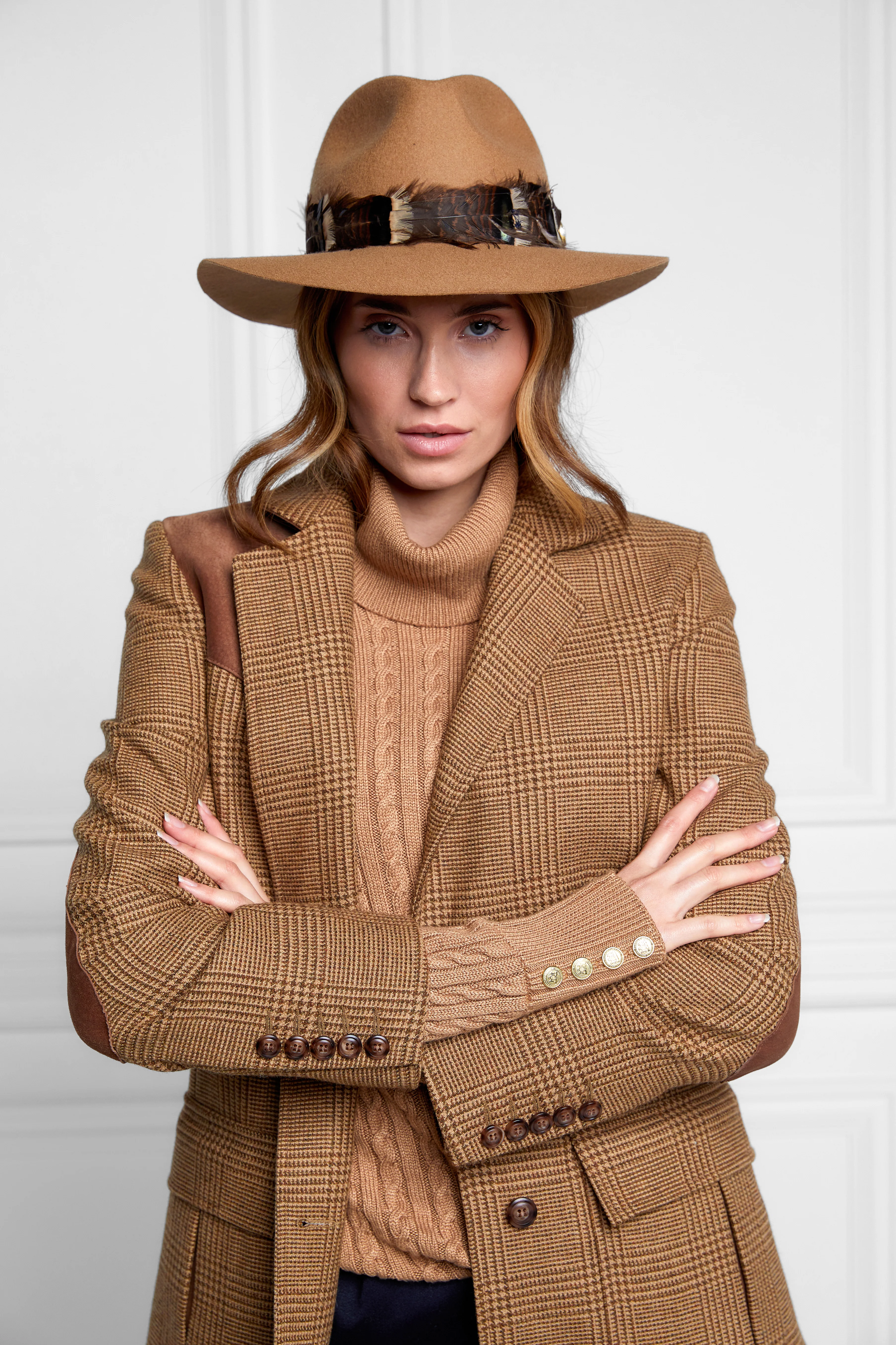 Trilby Hat Iridescent Feather Band (Camel)