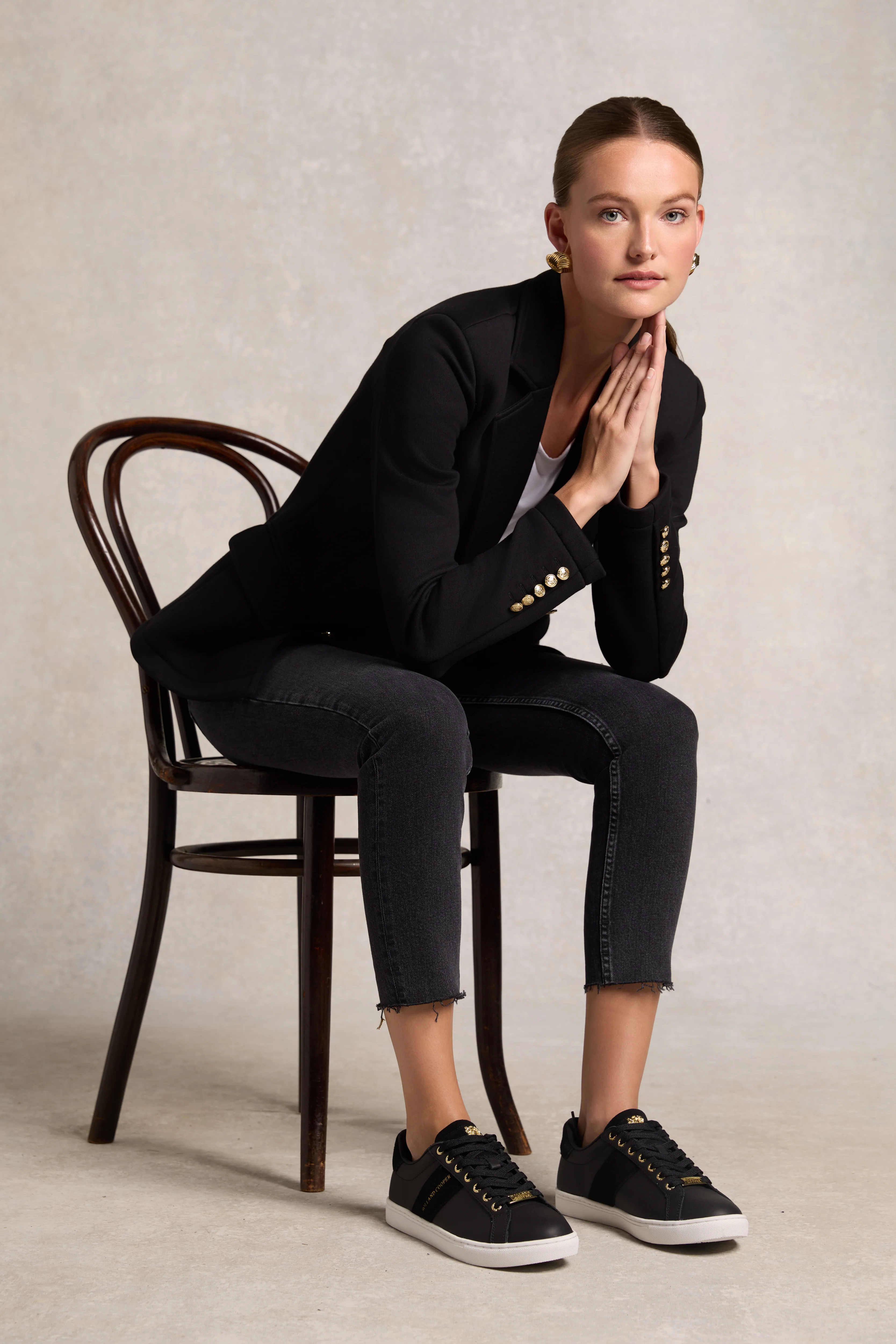 Knightsbridge Court Trainer (Black)