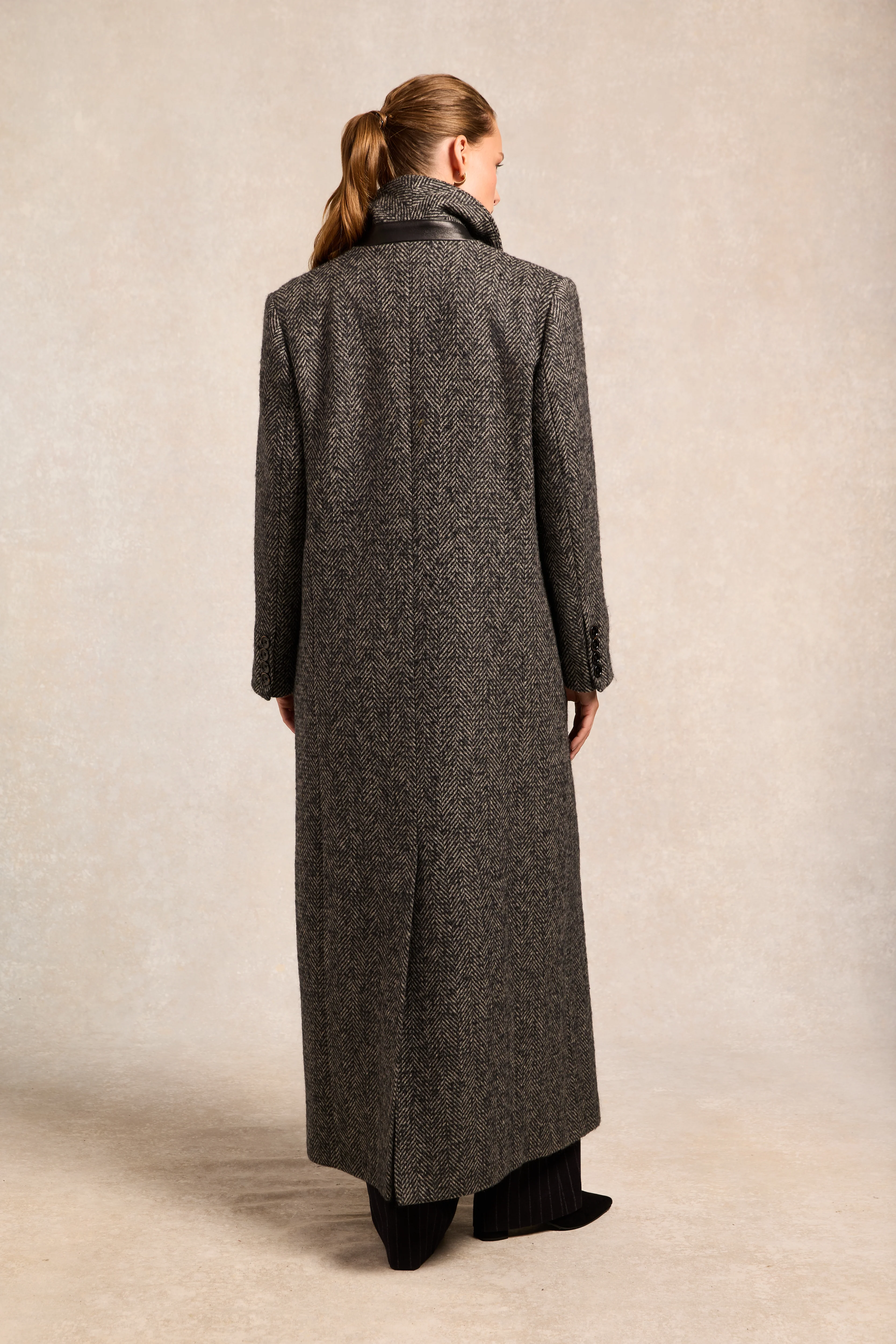 The Kelly Overcoat (Ebony Herringbone)