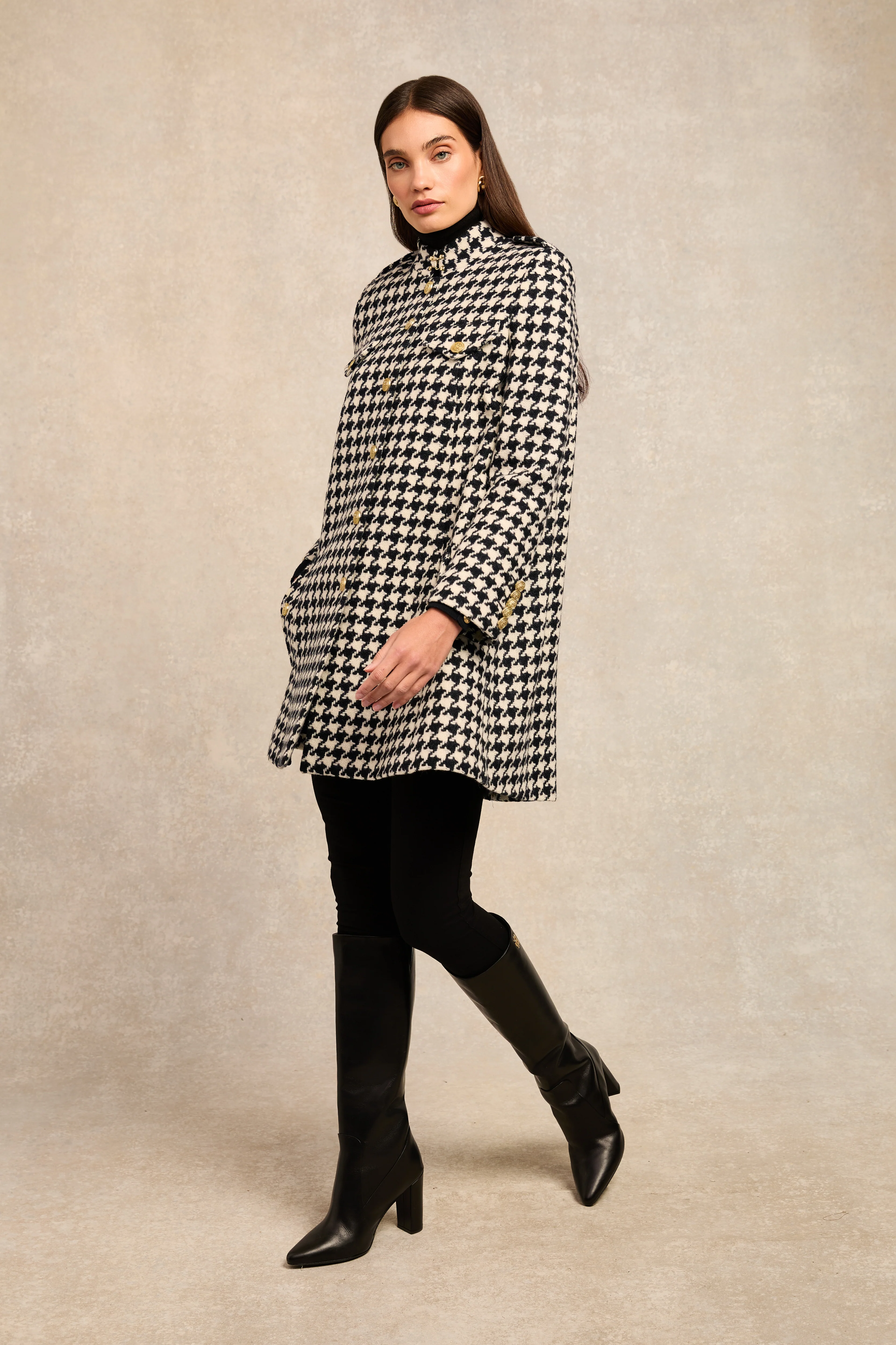 Highbury Cape Coat (Large Scale Houndstooth)