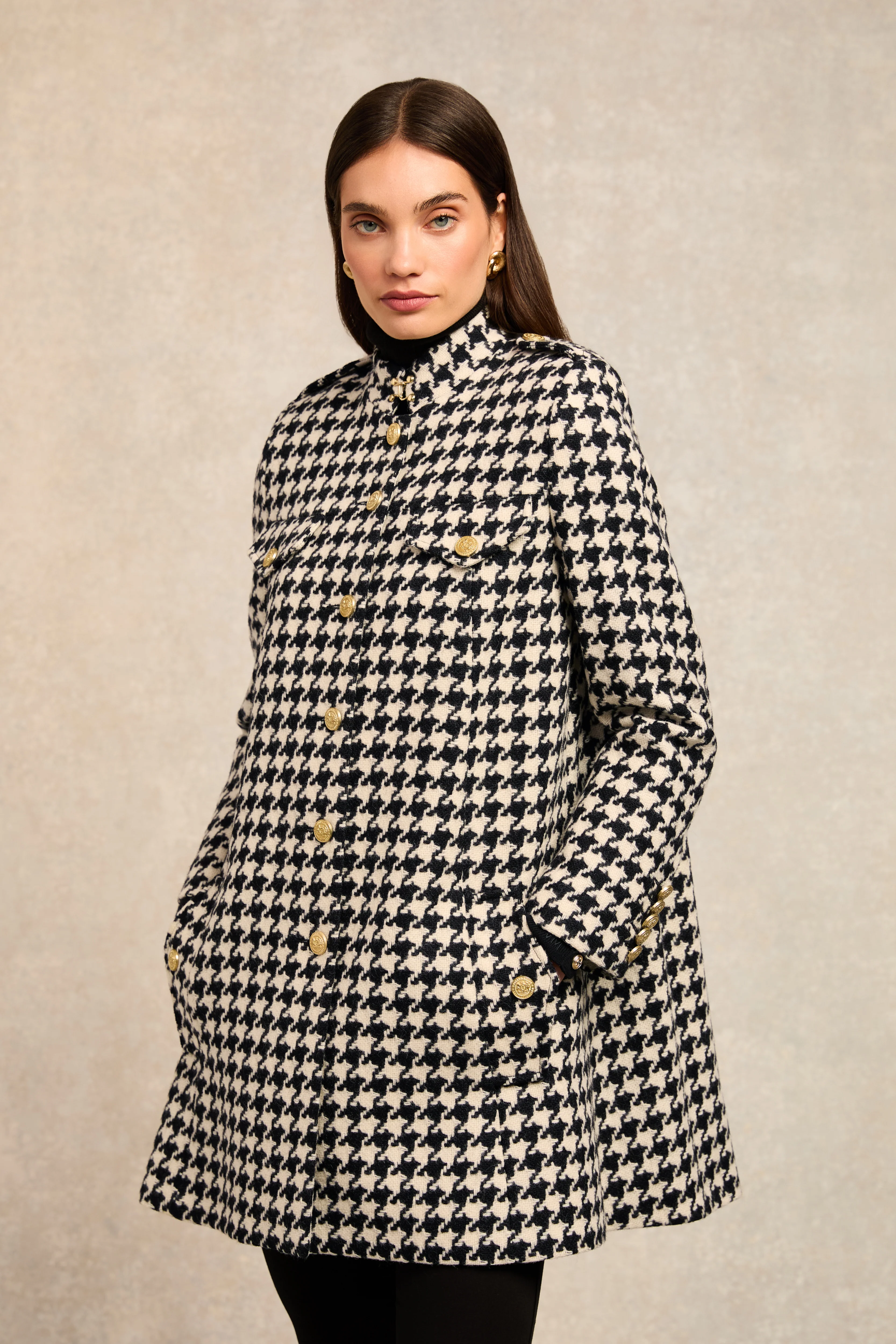 Highbury Cape Coat (Large Scale Houndstooth)