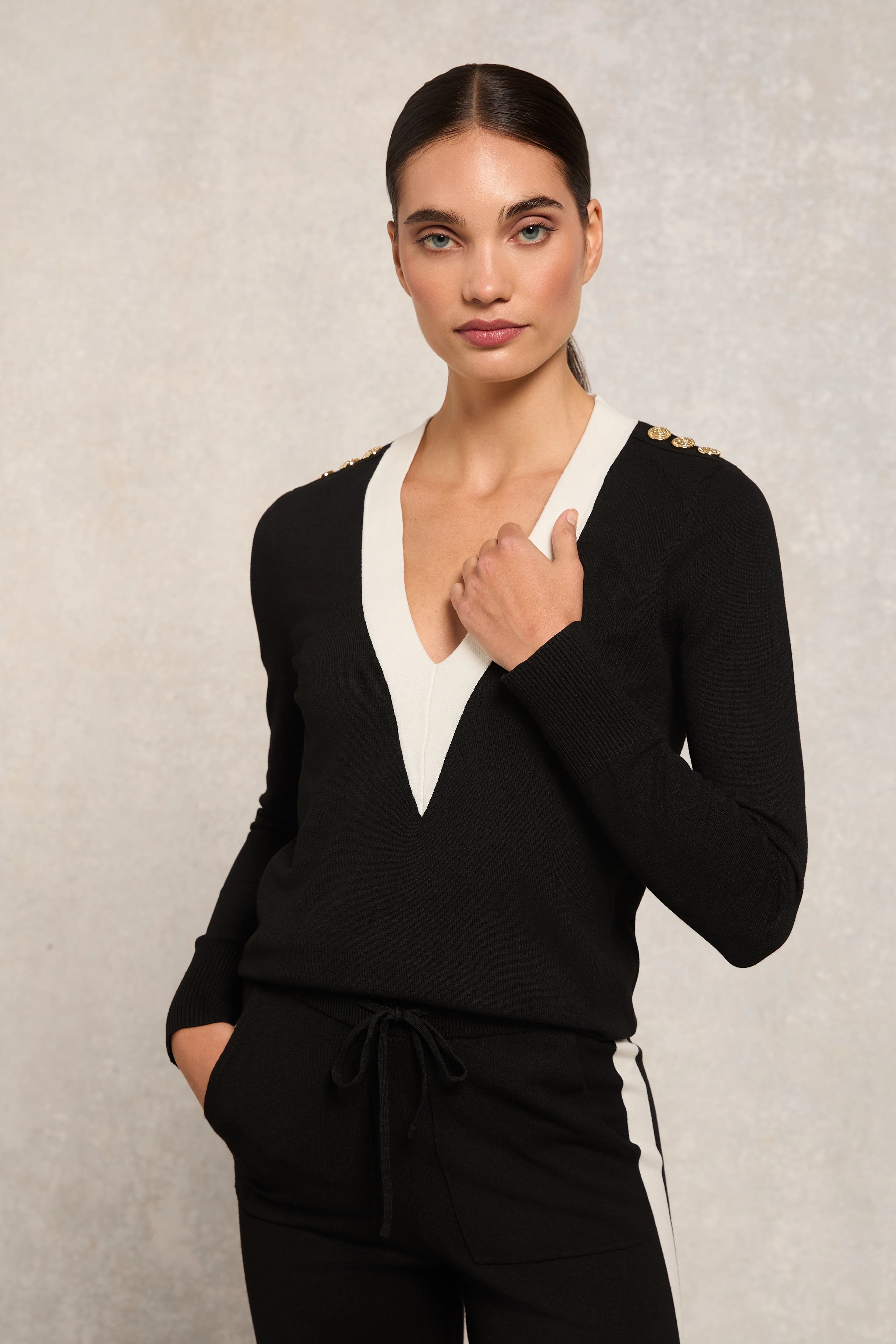 Macy Knitted Top (Black)