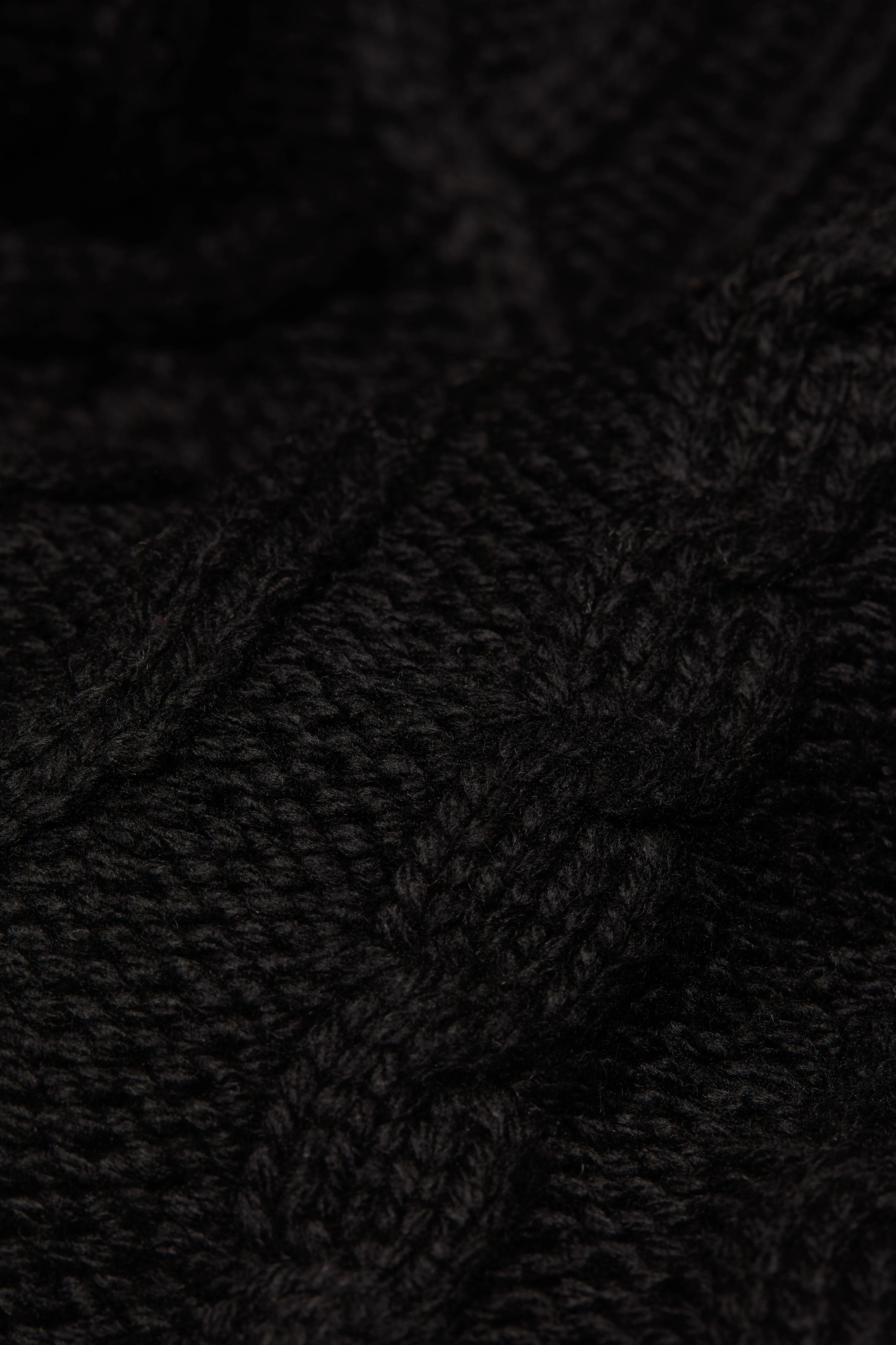Ontario Roll Neck Knit (Black)