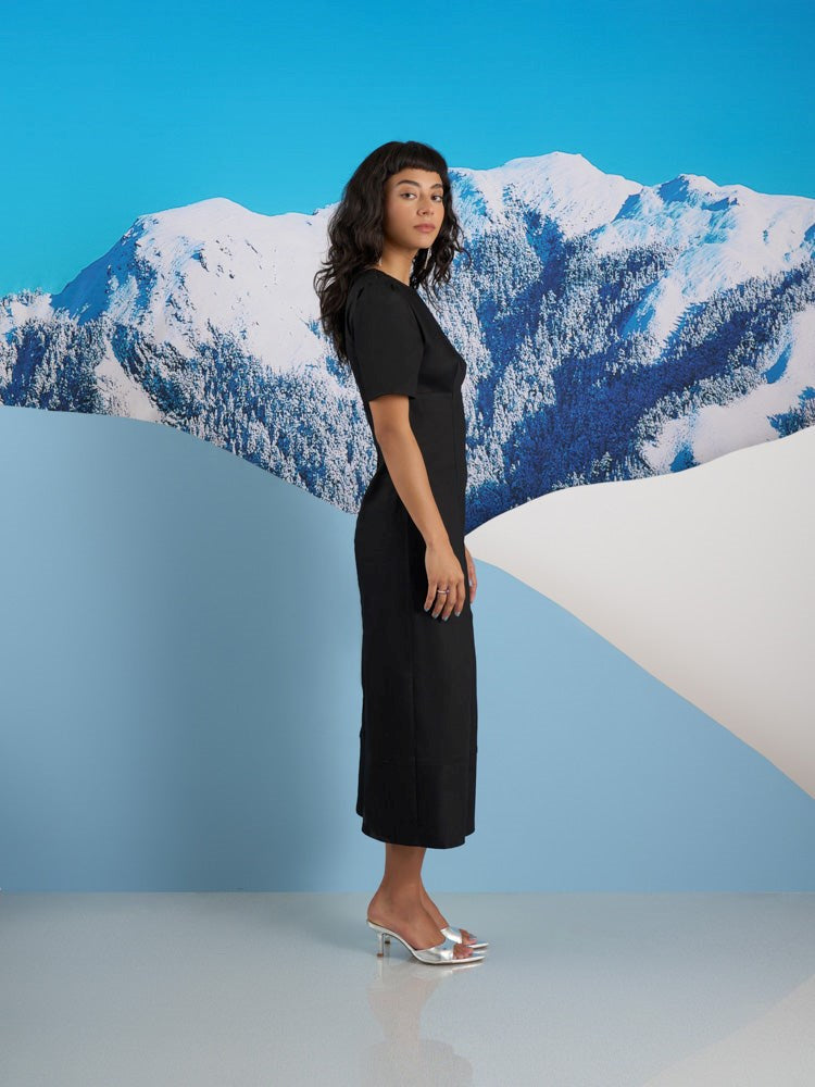 Anya Seamed Midi Dress