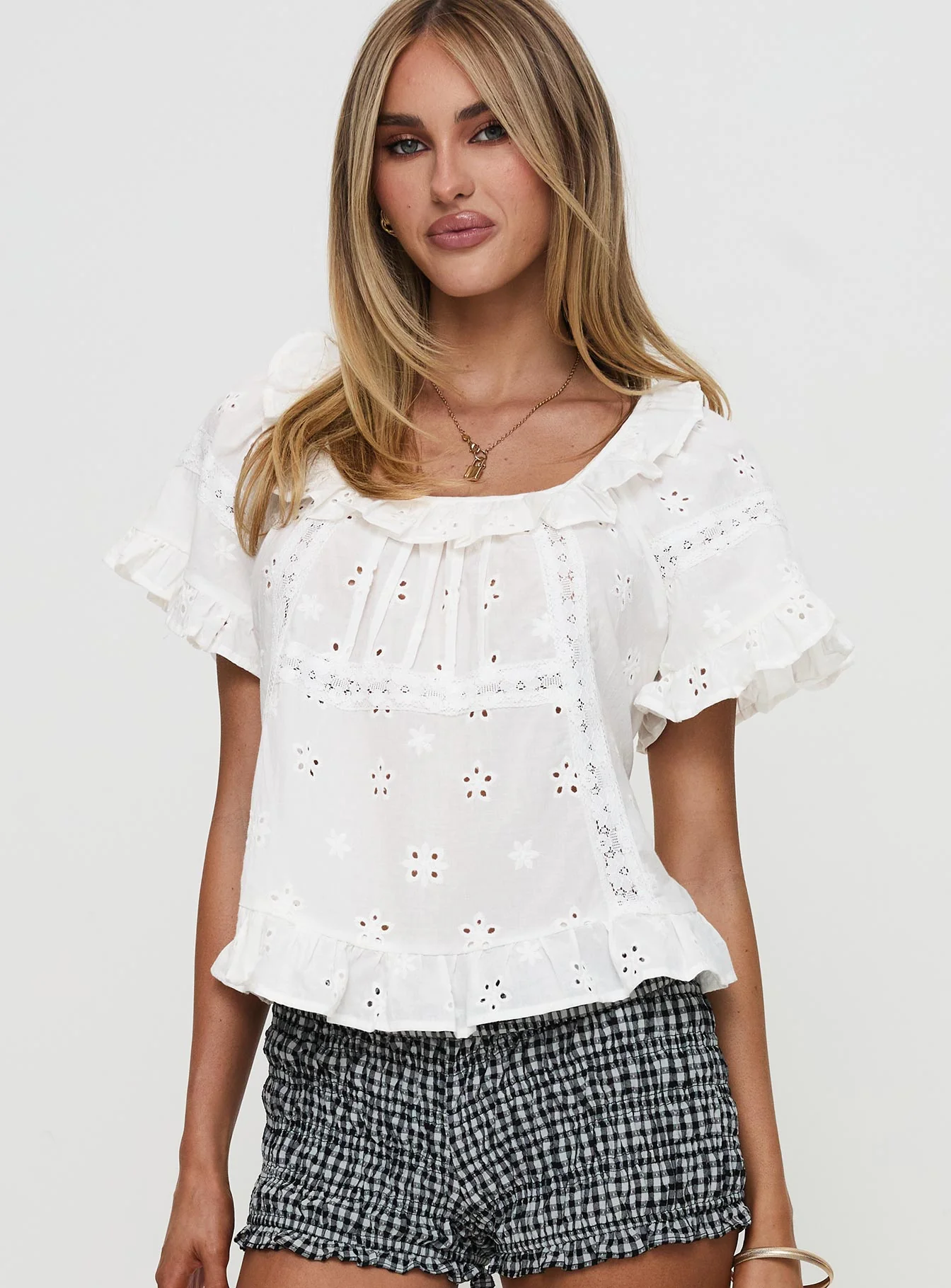Teigen Broiderie Top White