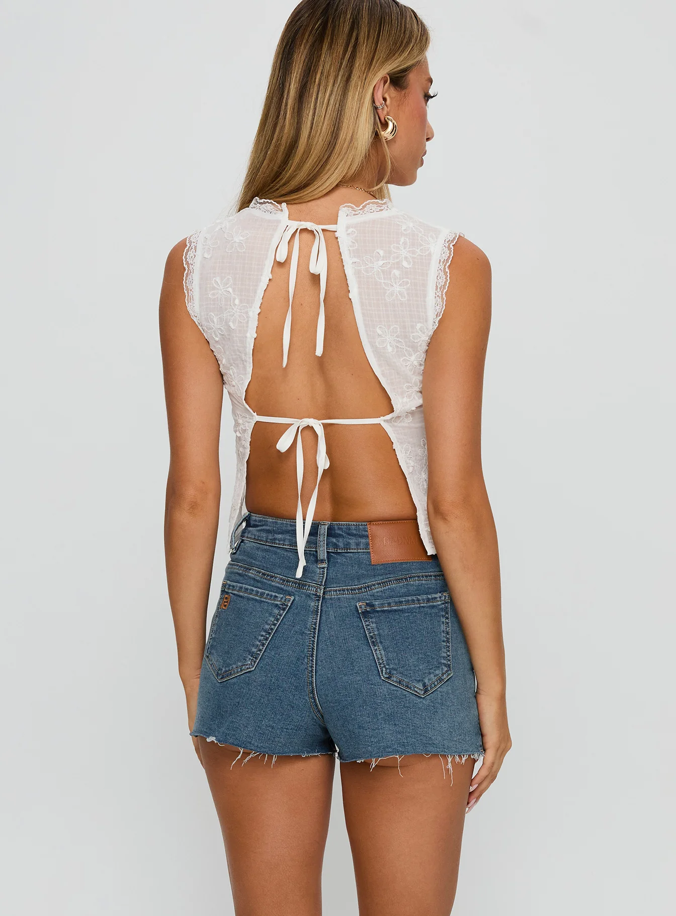 Flourish Low Rise Denim Mini Skort Light Wash