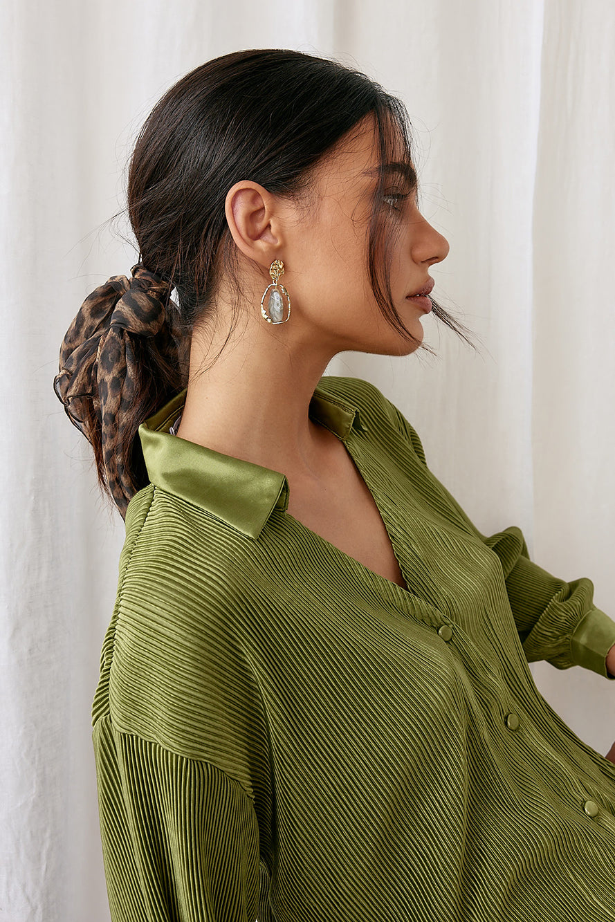 Mona Lisa Earrings Grey