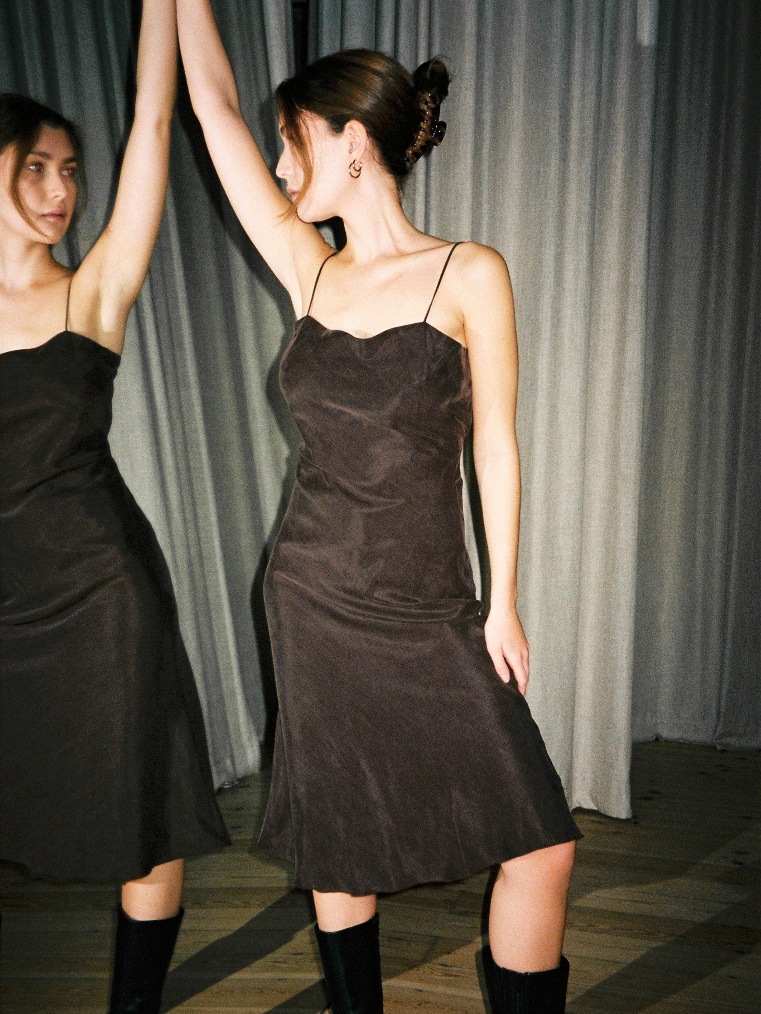 Dream Dress Midi Dark Mocha