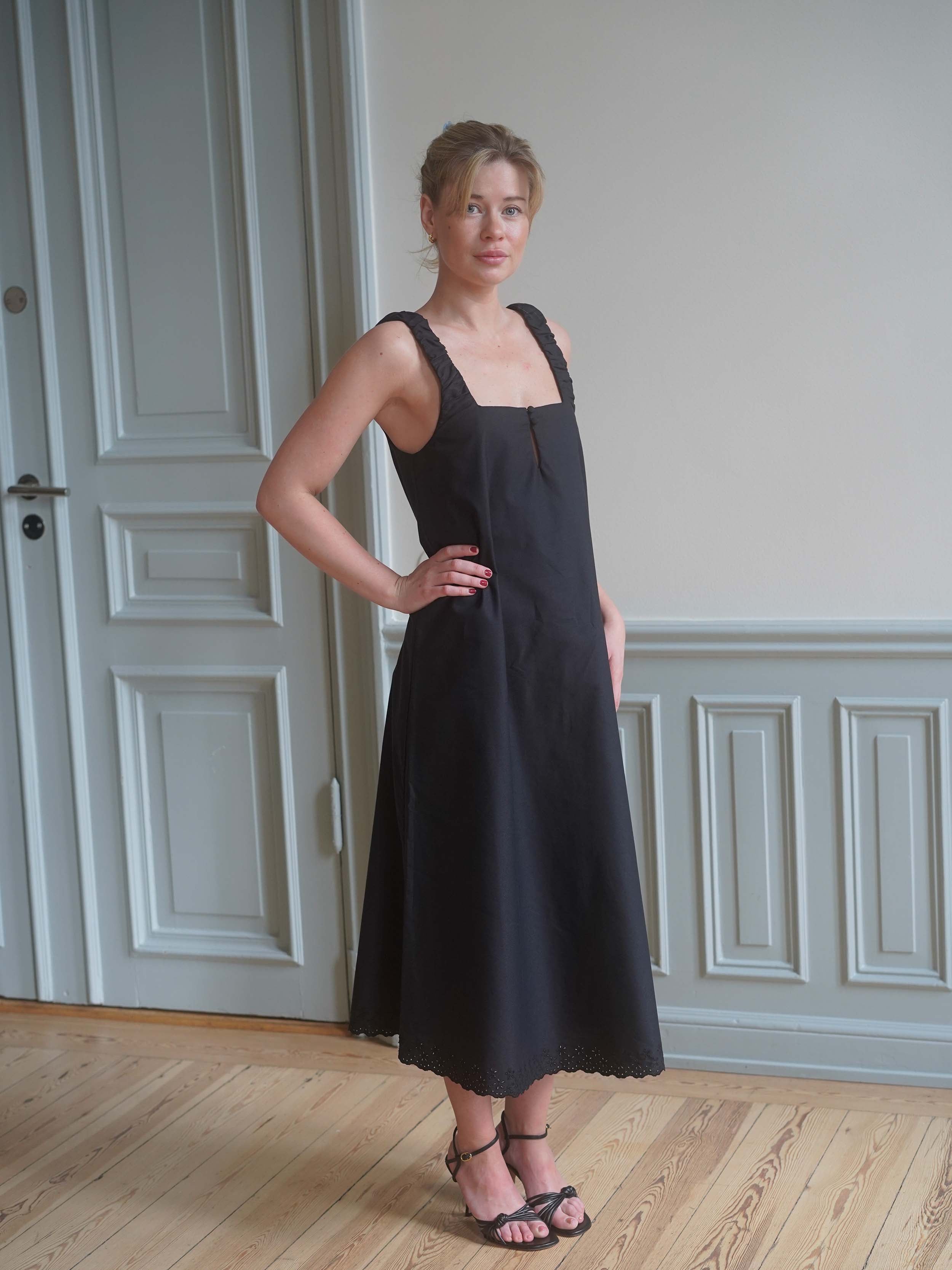 Breezy Embroidered Dress Black