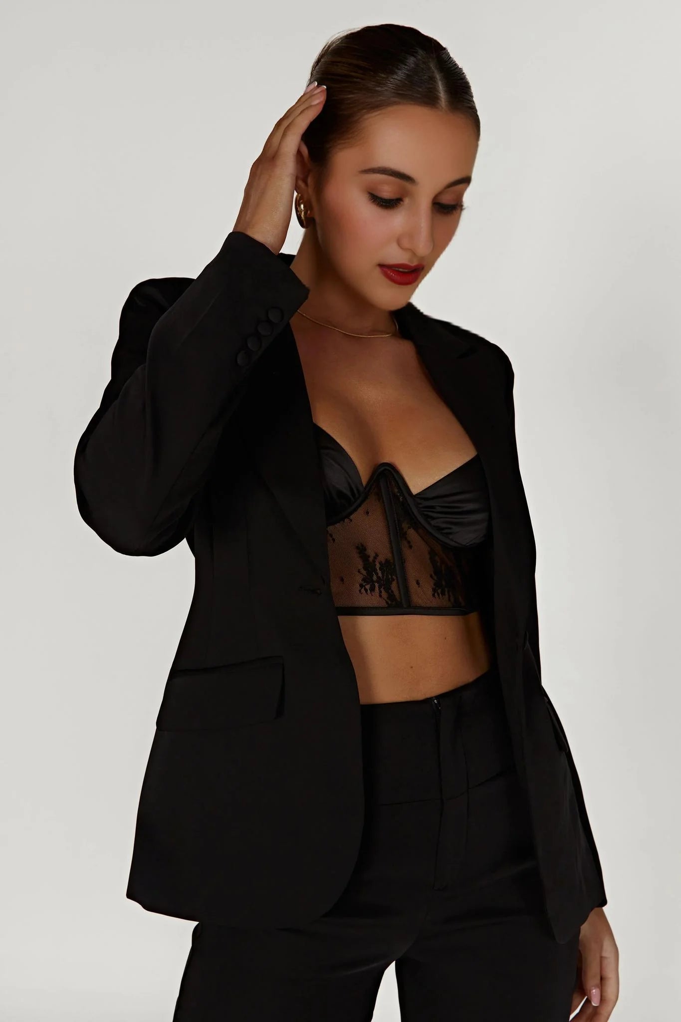 Helda Fitted Cinched Waist Blazer - Black