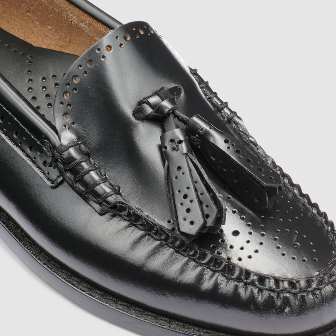 WOMENS ESTELLE TASSEL WEEJUNS LOAFER