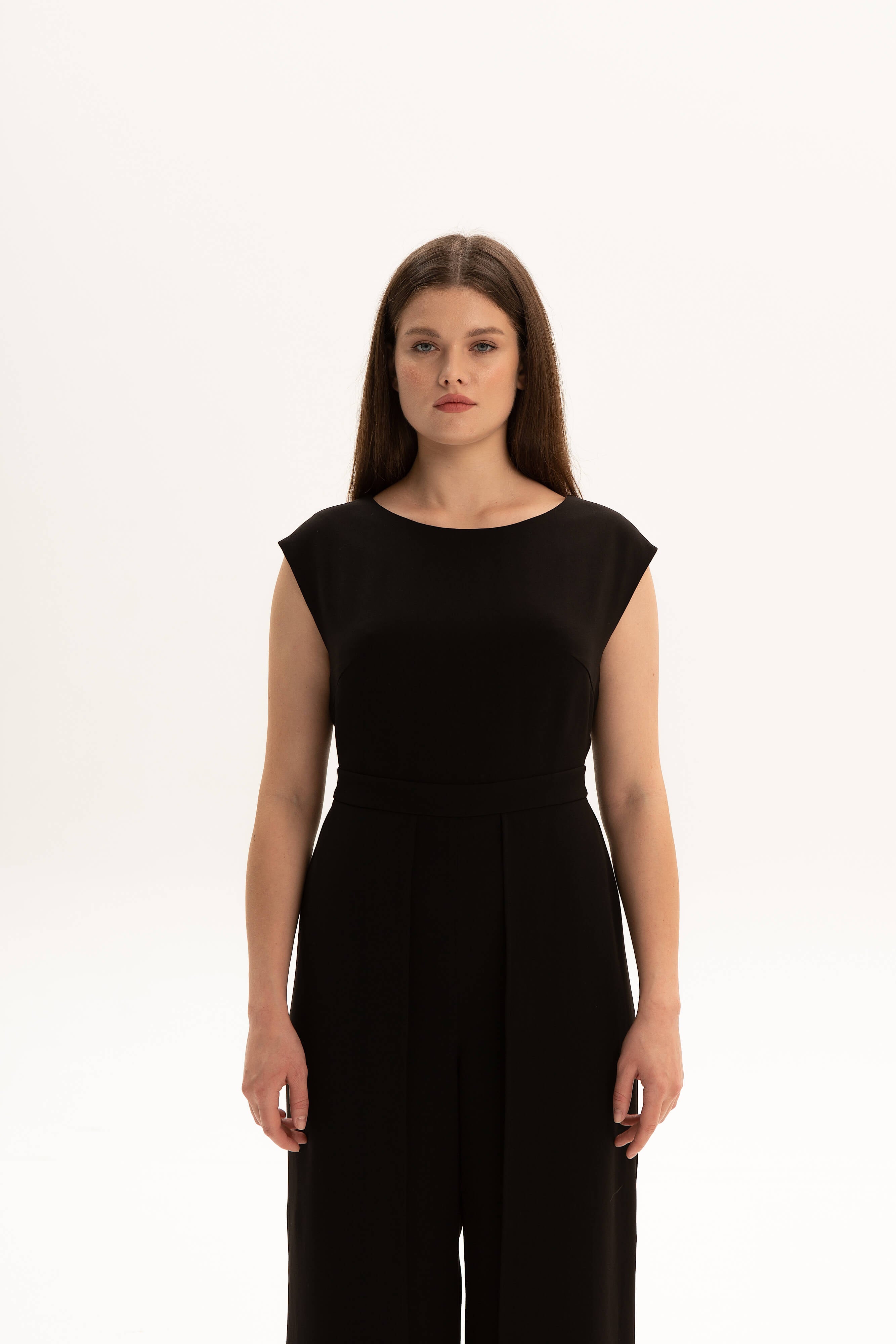 Gwenyth Cropped Jumpsuit