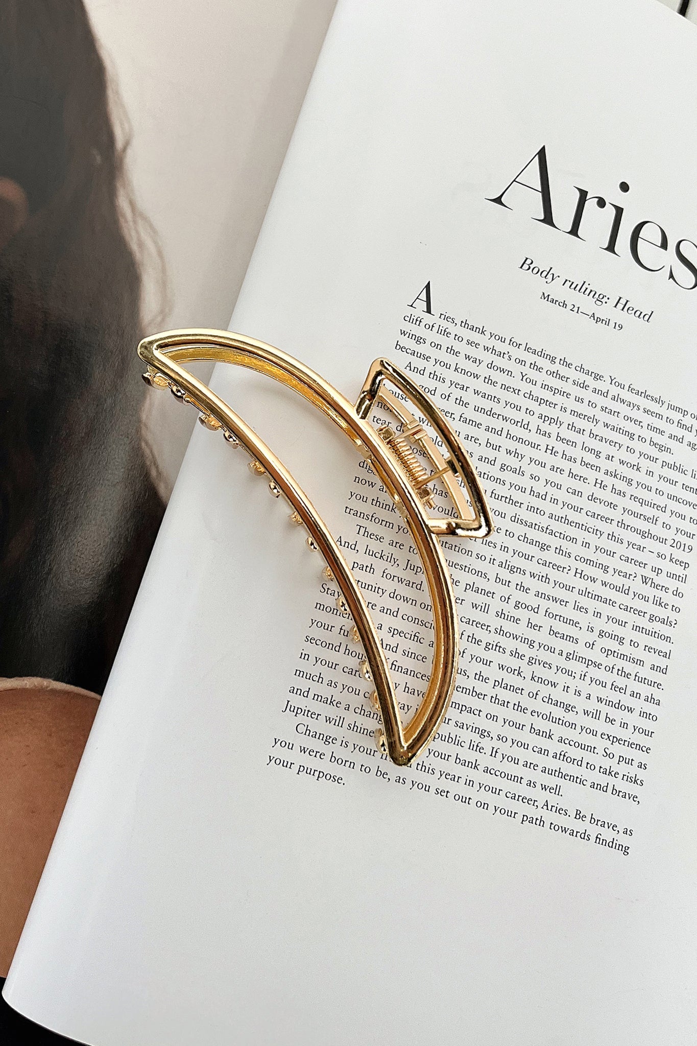 Solano Claw Clip - Gold