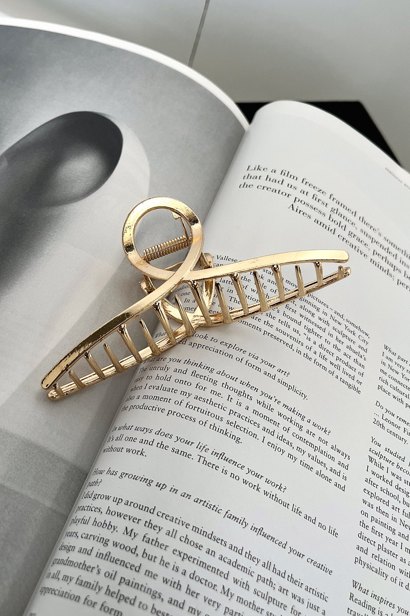 Liani Claw Clip - Gold