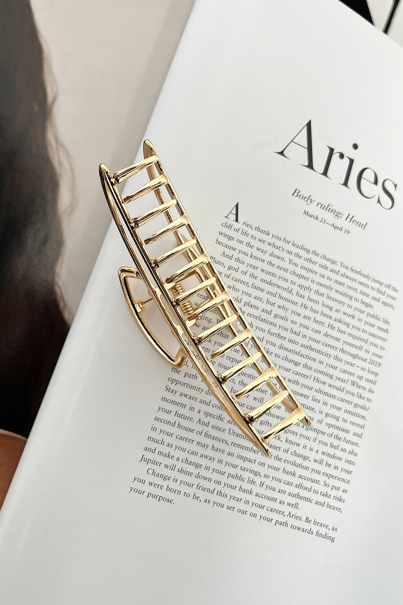 Solano Claw Clip - Gold