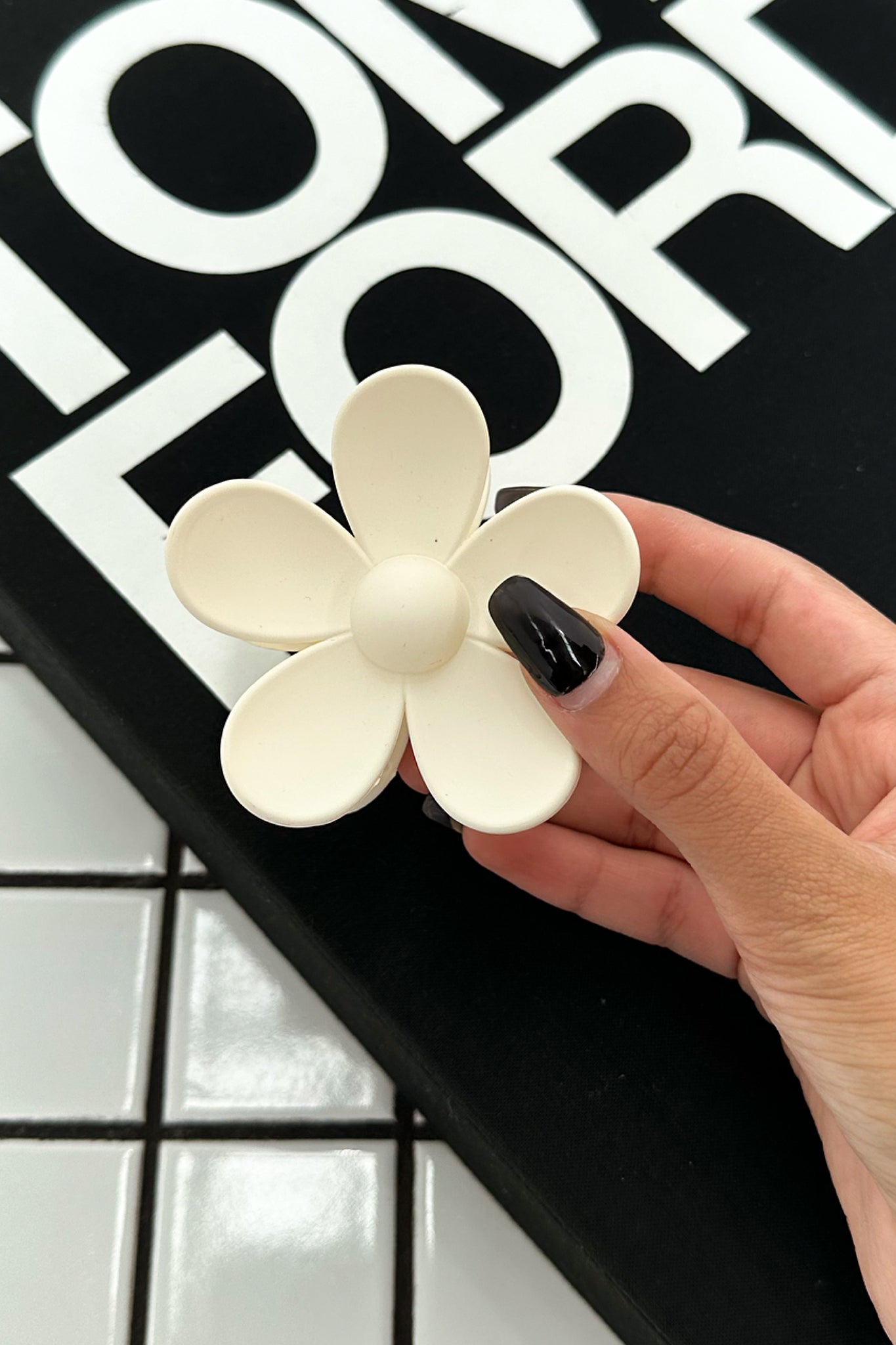 Heidi Claw Clip - Cream