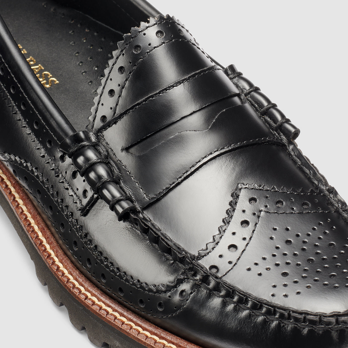 MENS LARSON WINGTIP LUG WEEJUNS LOAFER