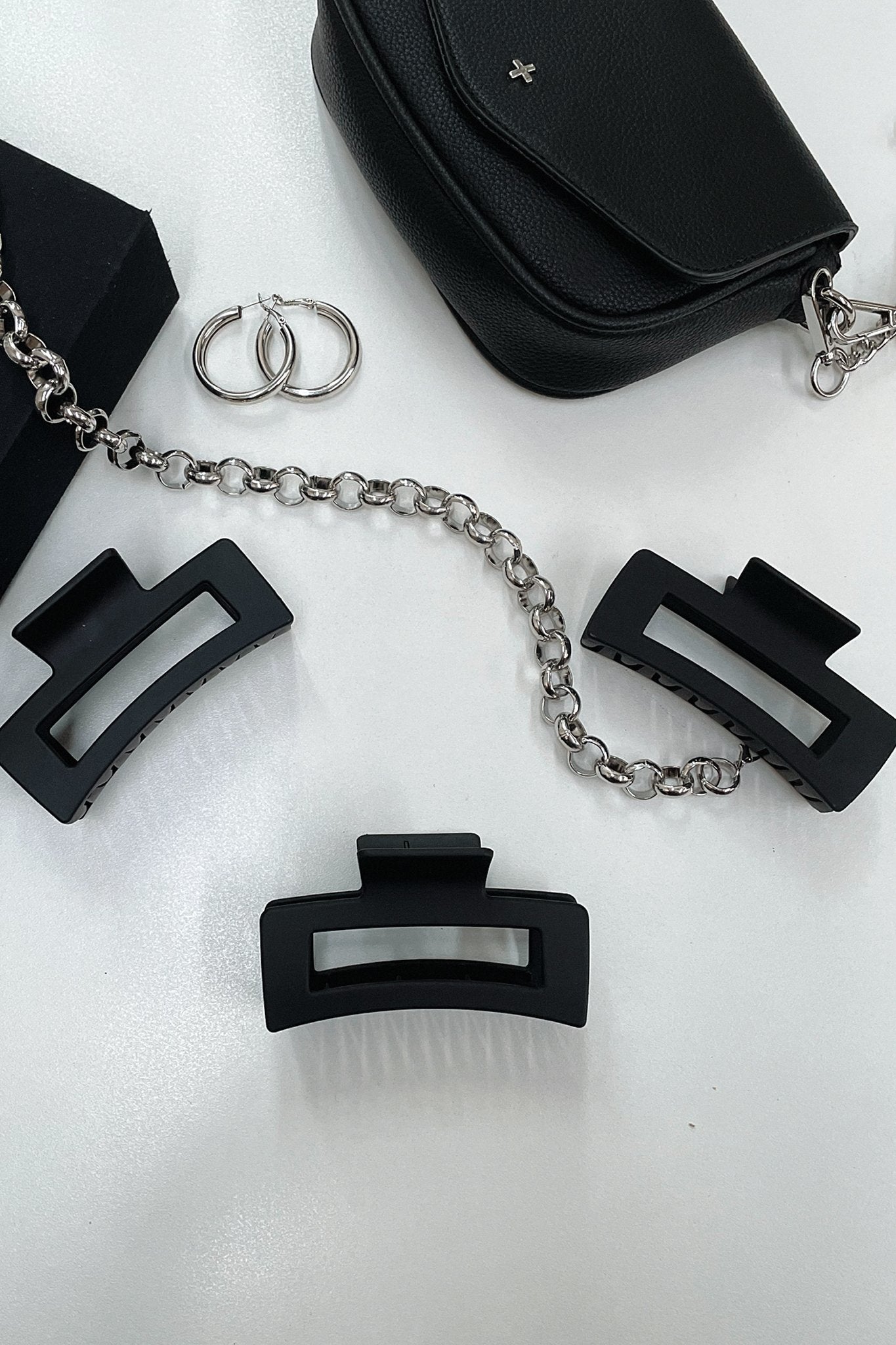 Mika Claw Clip - Black