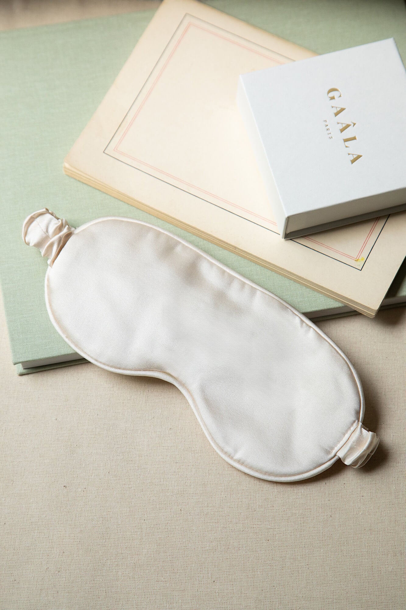 Astra Sleeping Mask