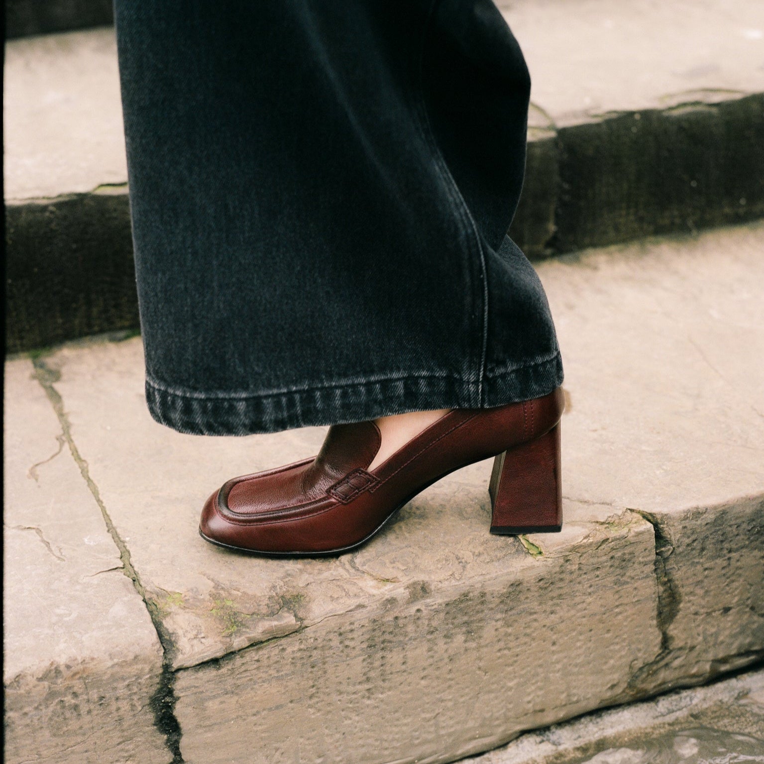 WOMENS MEREDITH LOAFER HEELS