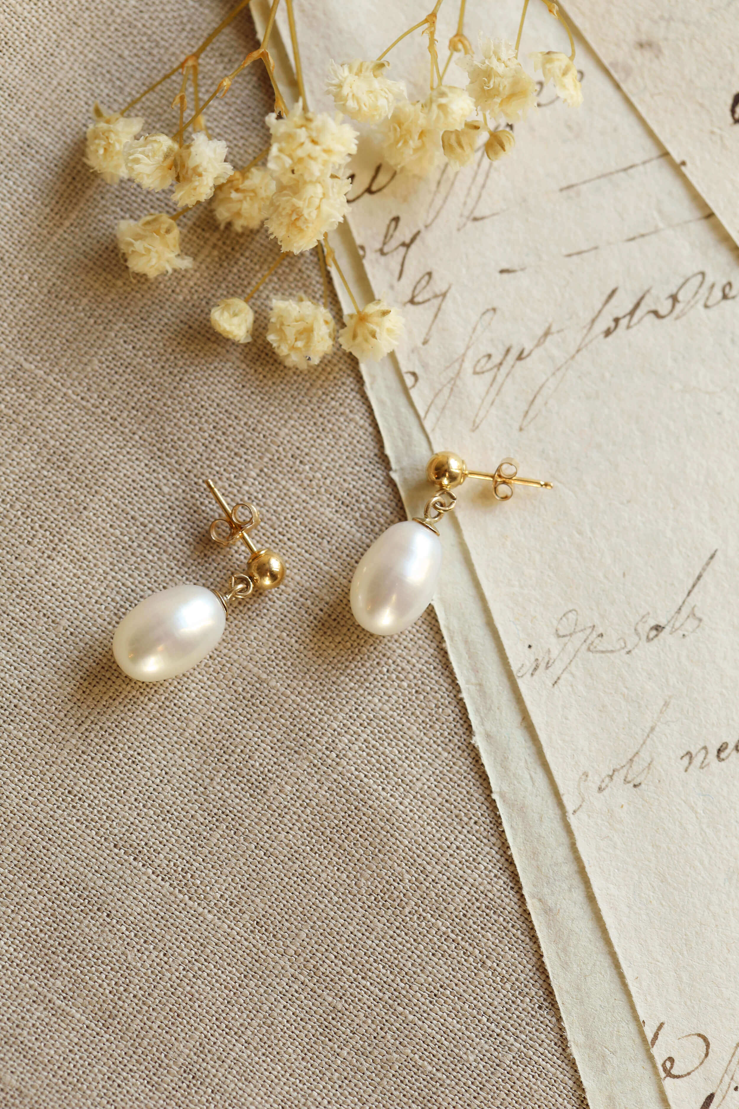 Tears of Venus Pearl Earrings