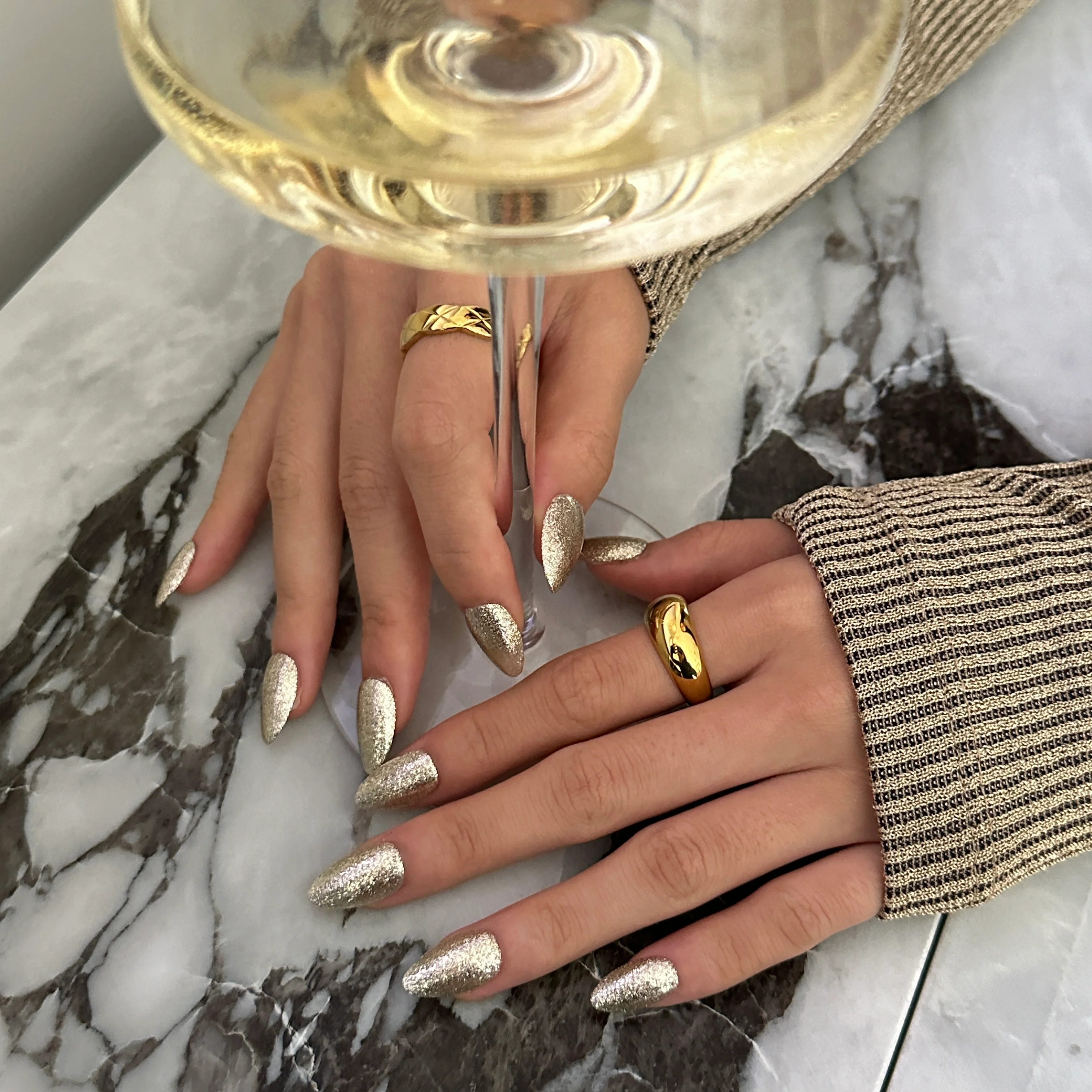 Champagne Problem