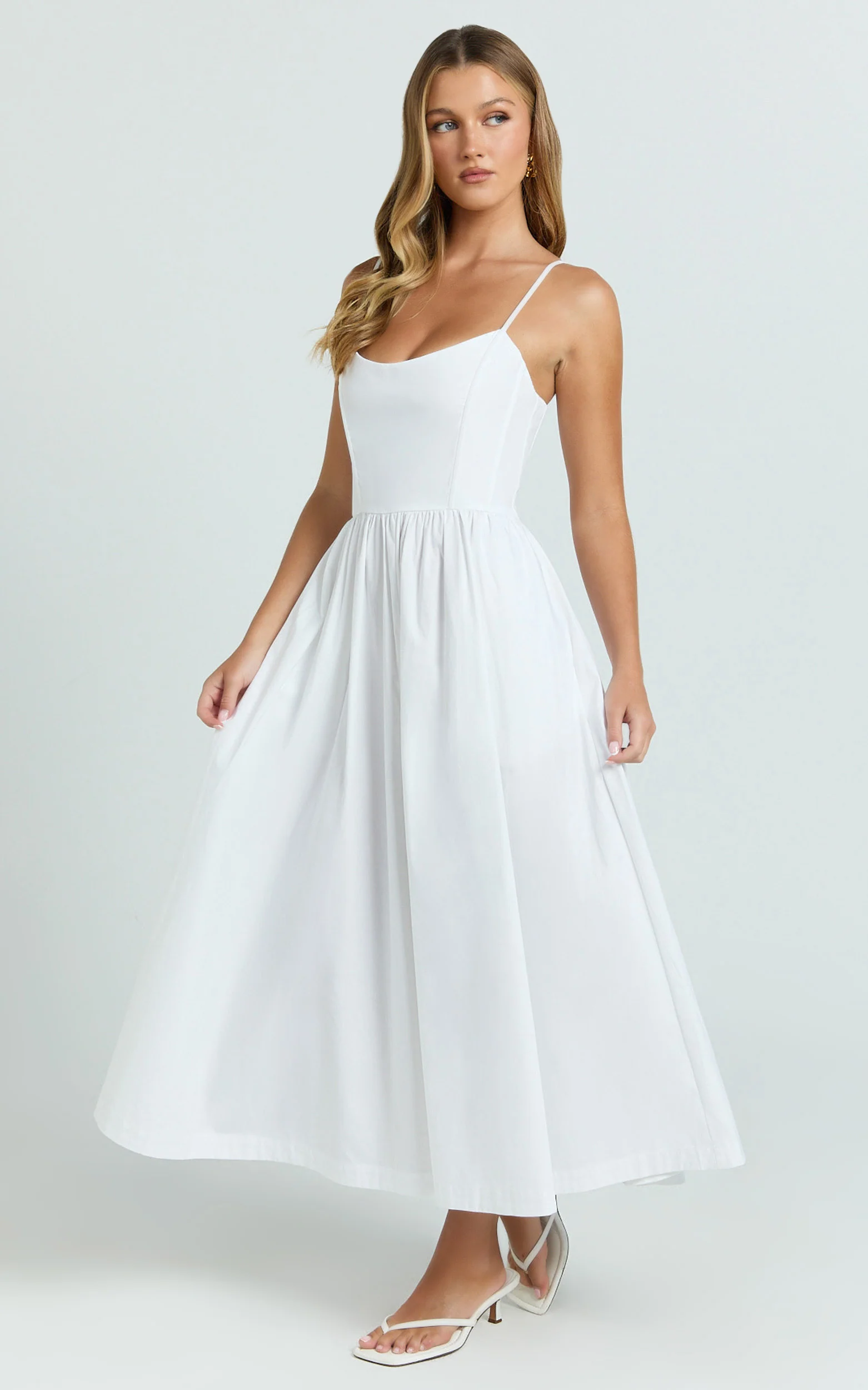 Braelyn Midi Dress - Scoop Neck Flare Dress in White