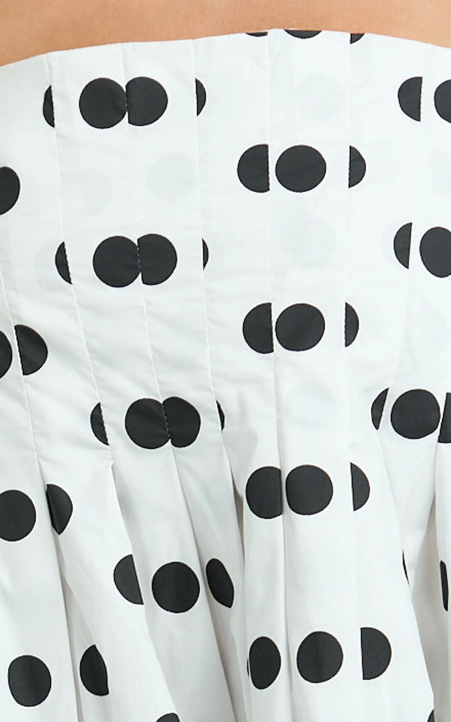 Sia Mini Dress - Sleeveless Straight Neck A Line Dress in White with Black spot