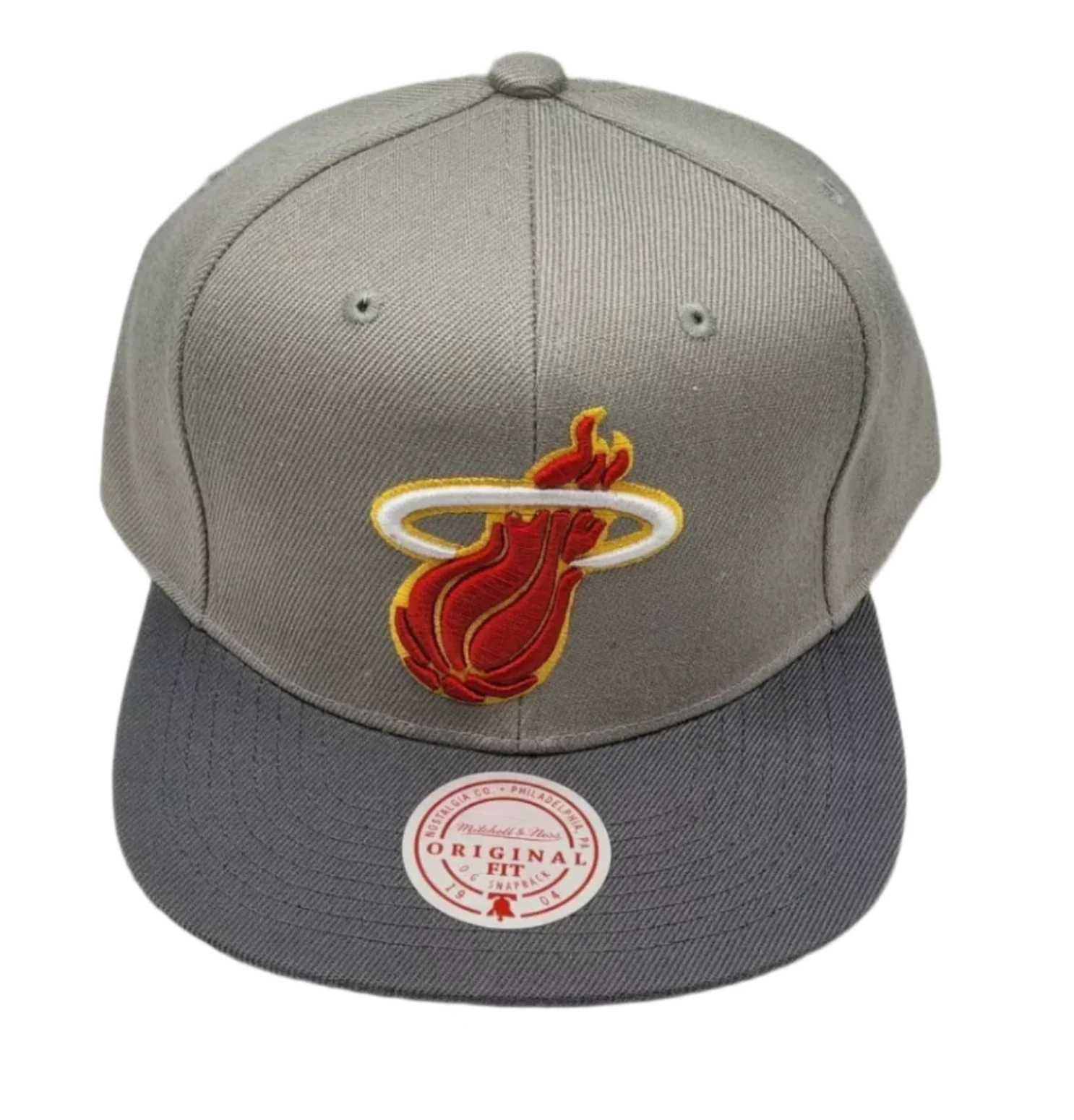 Men's Miami Heat NBA Cool Grey 3 Mitchell & Ness Snapback Hat