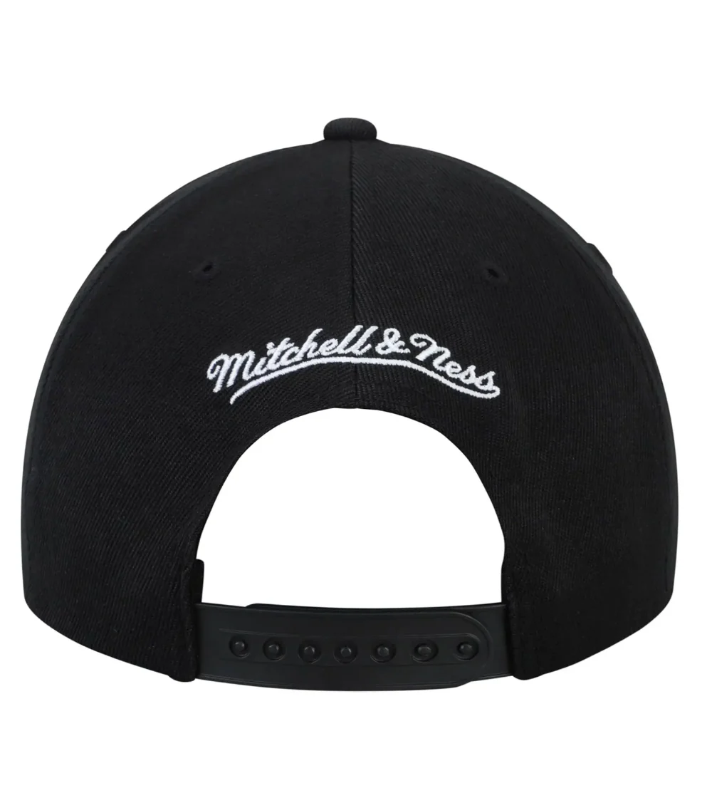 Men's Brooklyn Nets Black NBA Sports Specialty Snapback Adjustable Hat