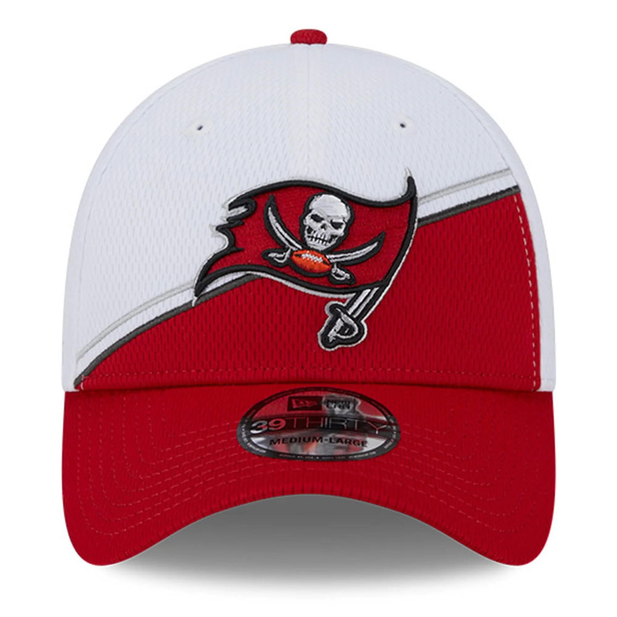 Men's Tampa Bay Buccaneers Primary Logo New Era White/Red 2023 Sideline 39THIRTY Flex Hat