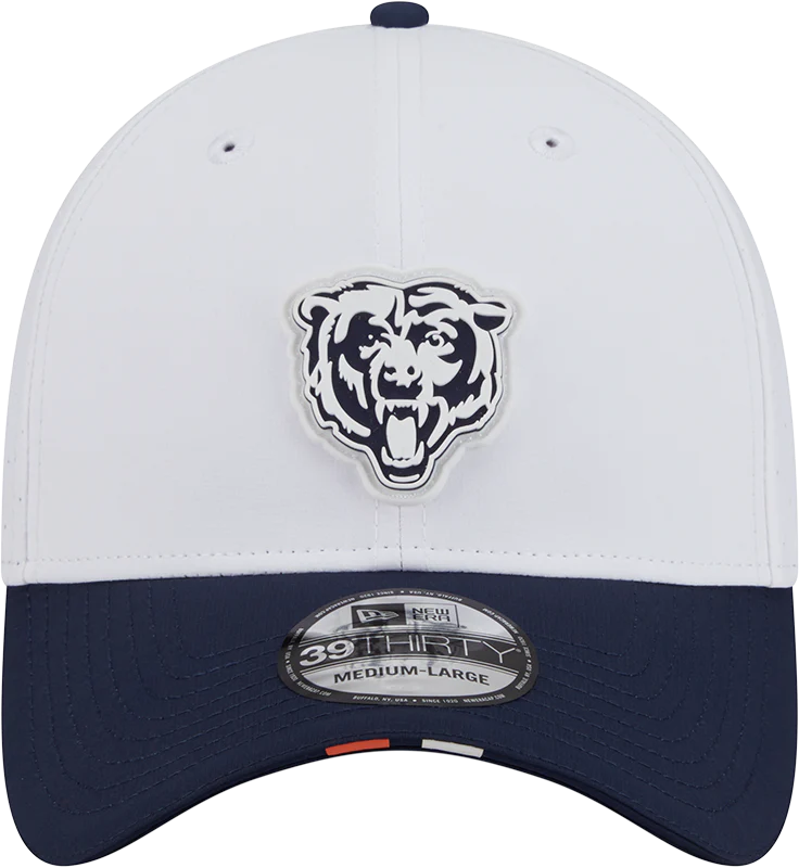 Men's Chicago Bears New Era White/Navy 2025 NFL Training Camp 39THIRTY Flex Hat