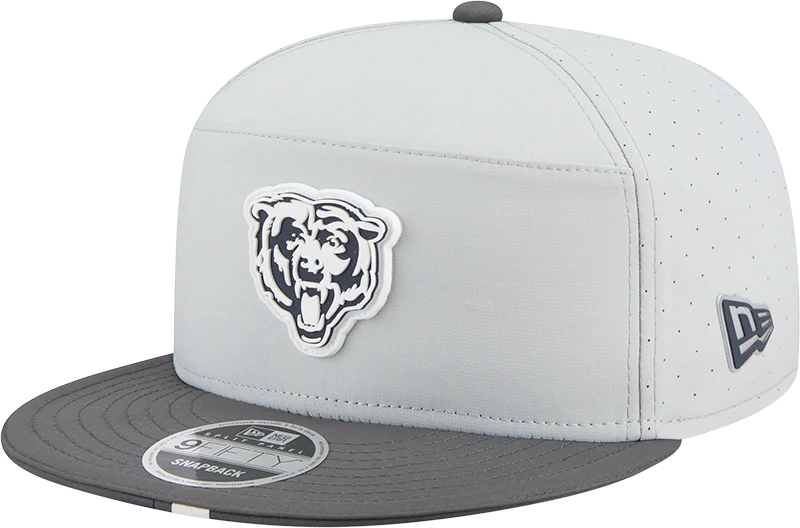 Men's Chicago Bears New Era Gray/Graphite 2025 NFL Training Camp Split Panel 9FIFTY Snapback Hat