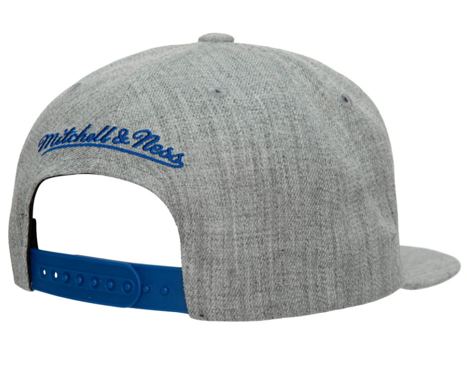 Philadelphia 76ers Gray Heather 2.0 Mitchell & Ness Snapback Hat
