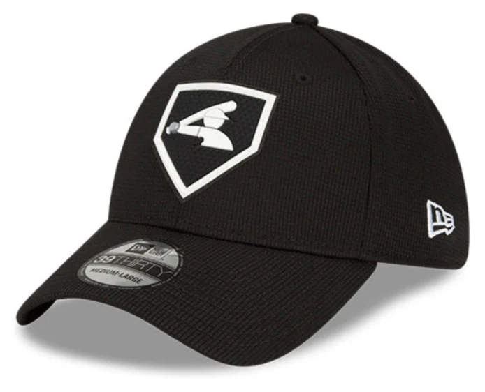 Men's Chicago White Sox New Era Black 2022 Clubhouse Black 39THIRTY Flex Hat